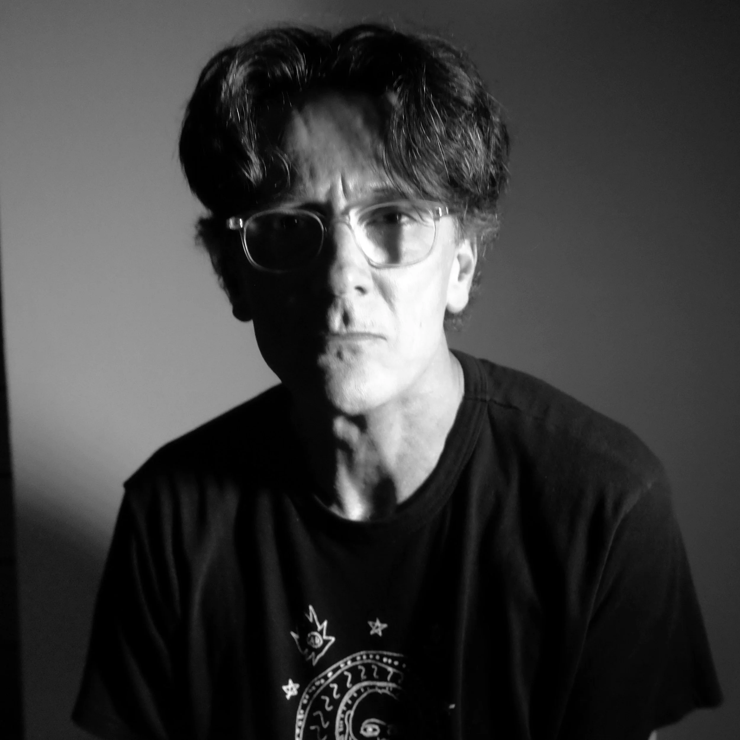 web portrait mobile closing40.jpg