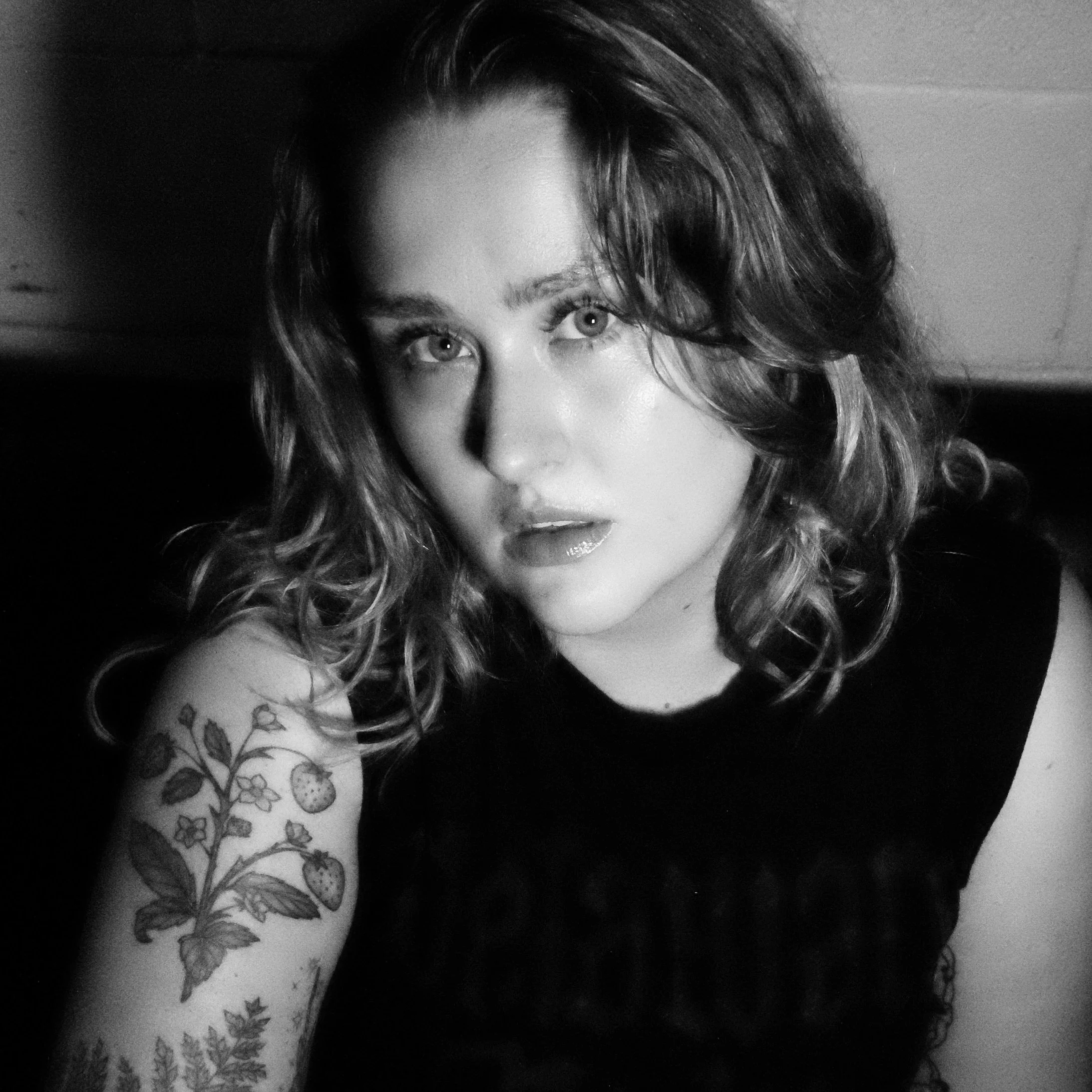 WEB PORTRAIT ARDEN GILD HALL93163.jpg