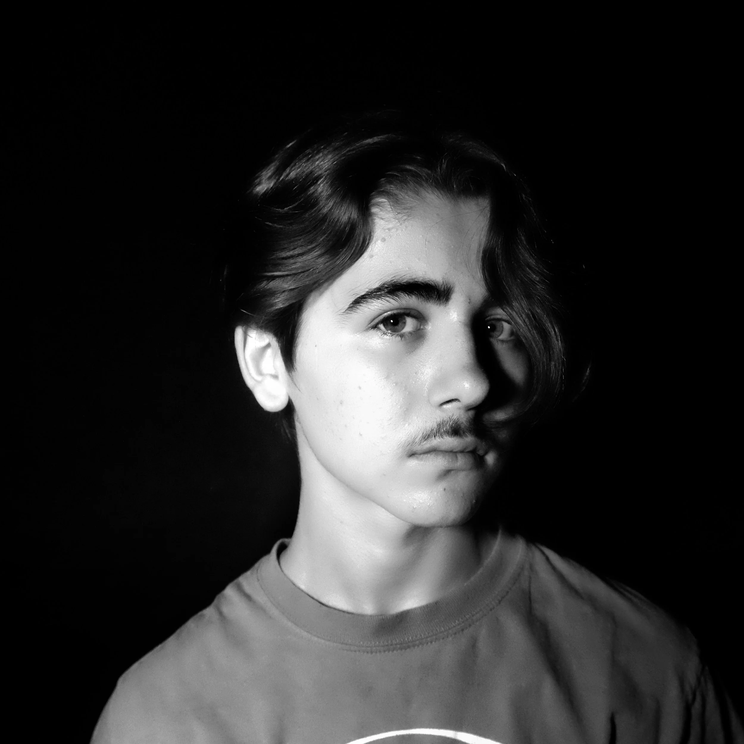 web portrait mobile closing158.jpg