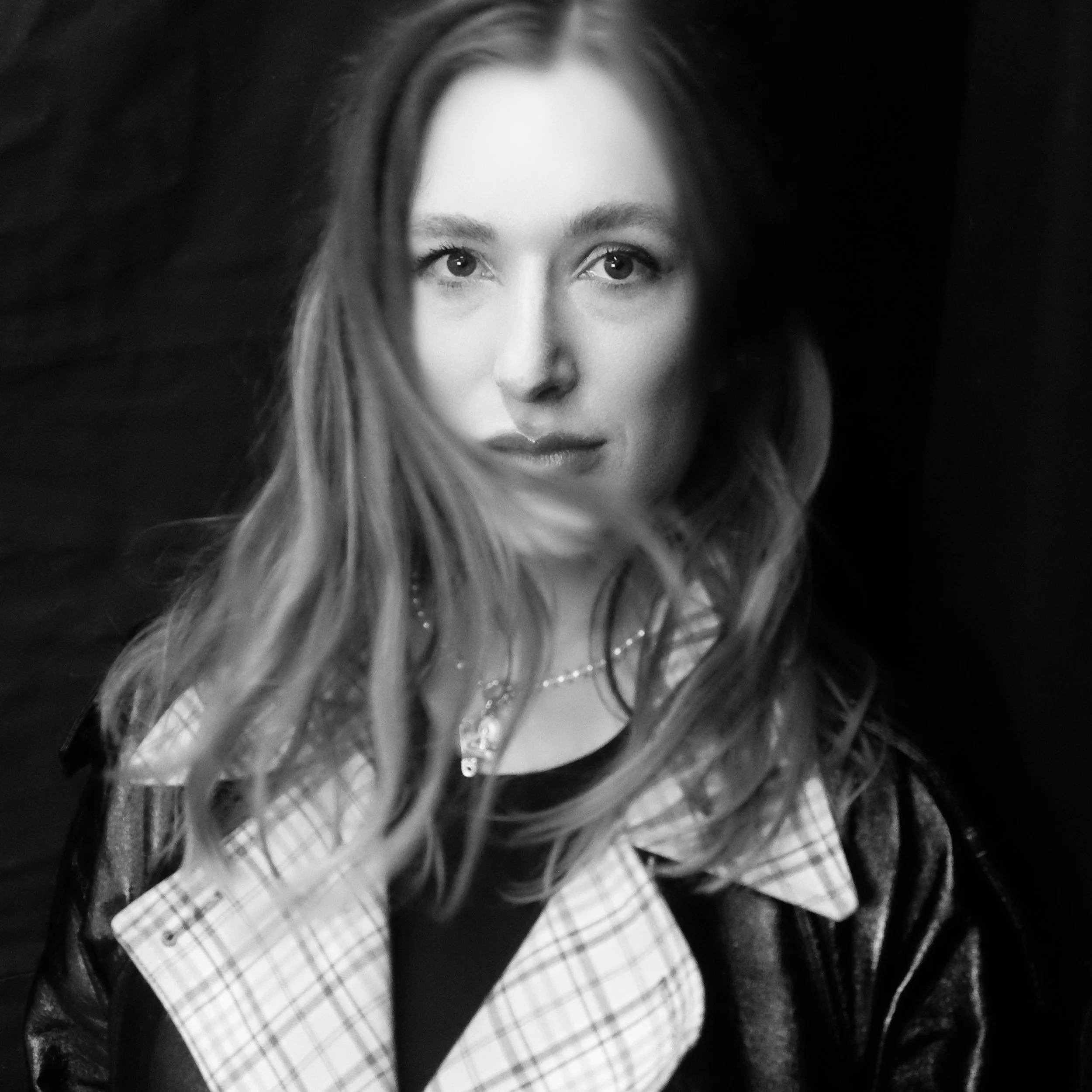 WEB photobook cafe portraits93223.jpg