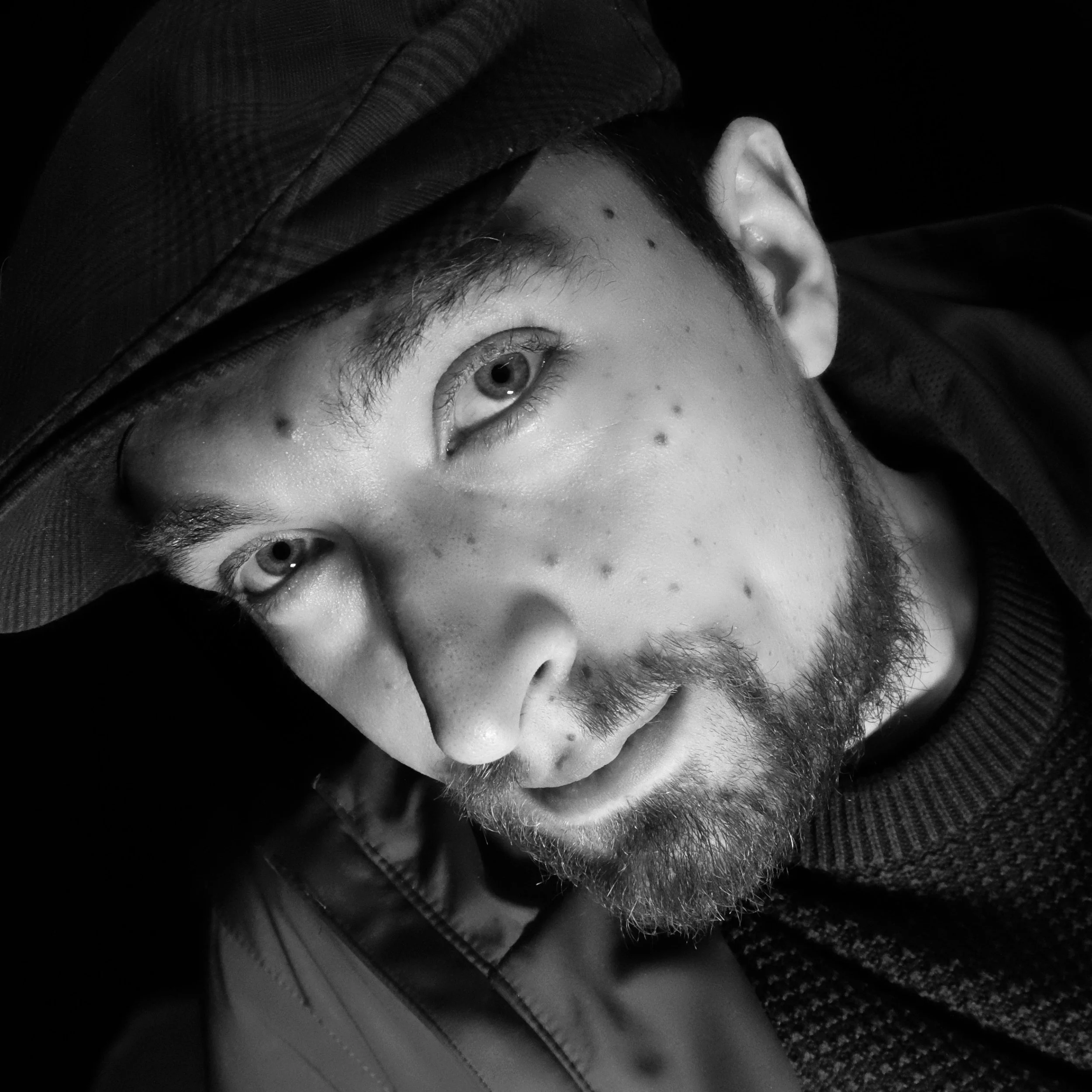 WEB photobook cafe portraits93157.jpg