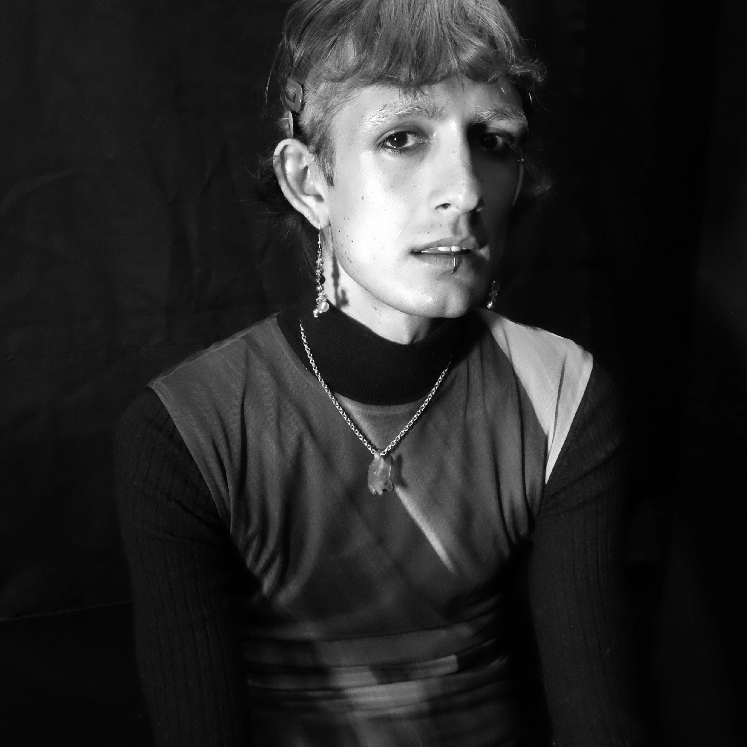 WEB photobook cafe portraits93209.jpg