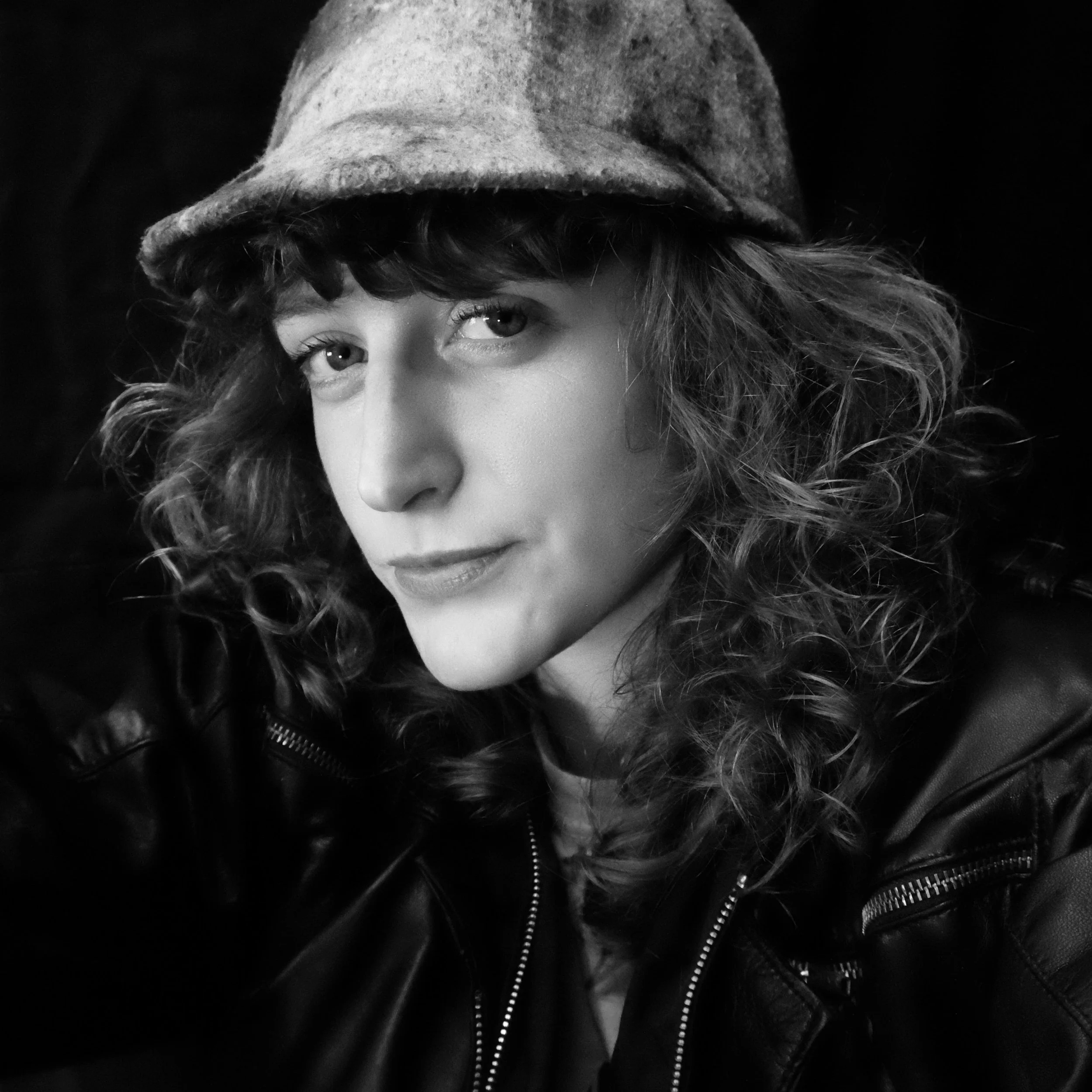 WEB photobook cafe portraits93120.jpg