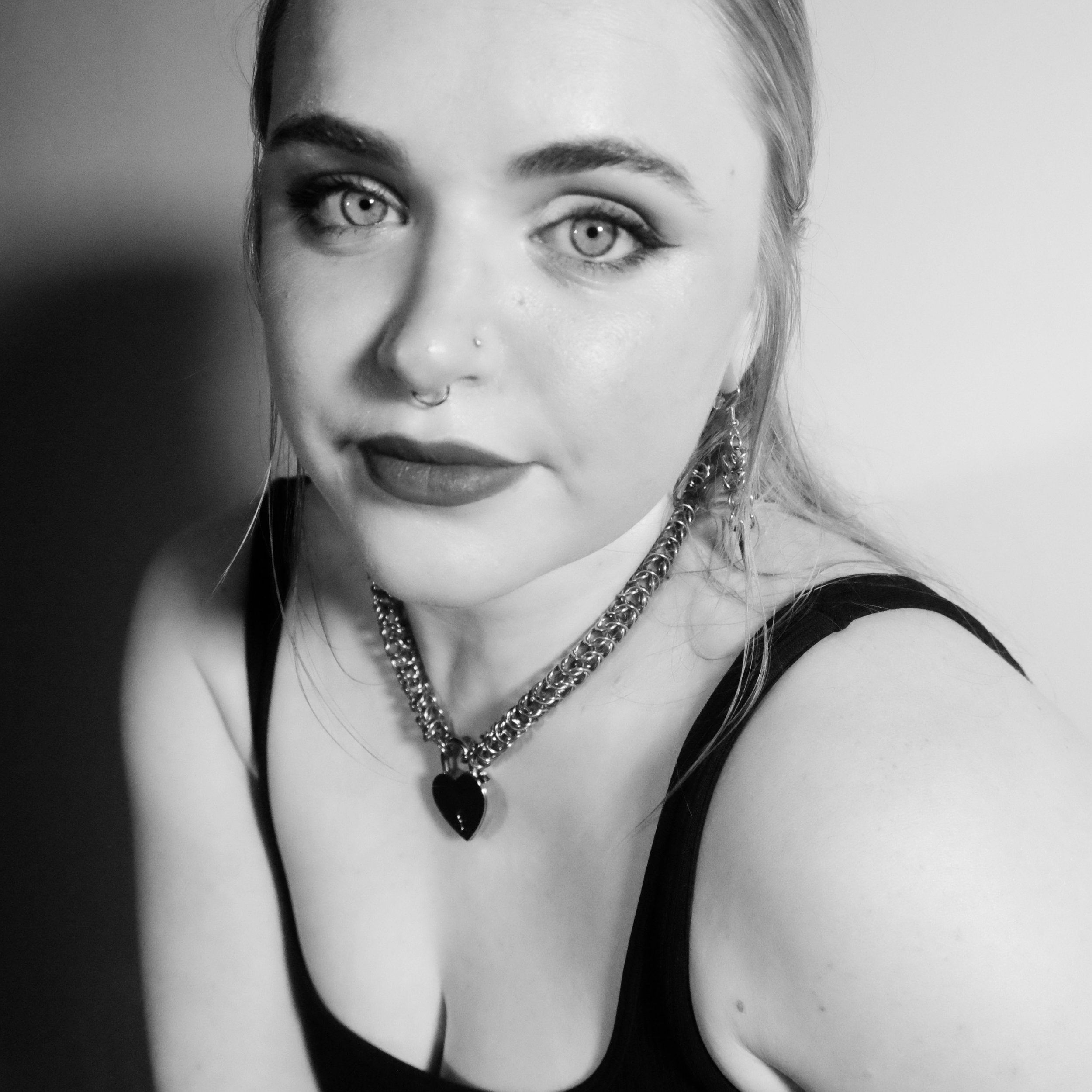 web portrait mobile closing106.jpg