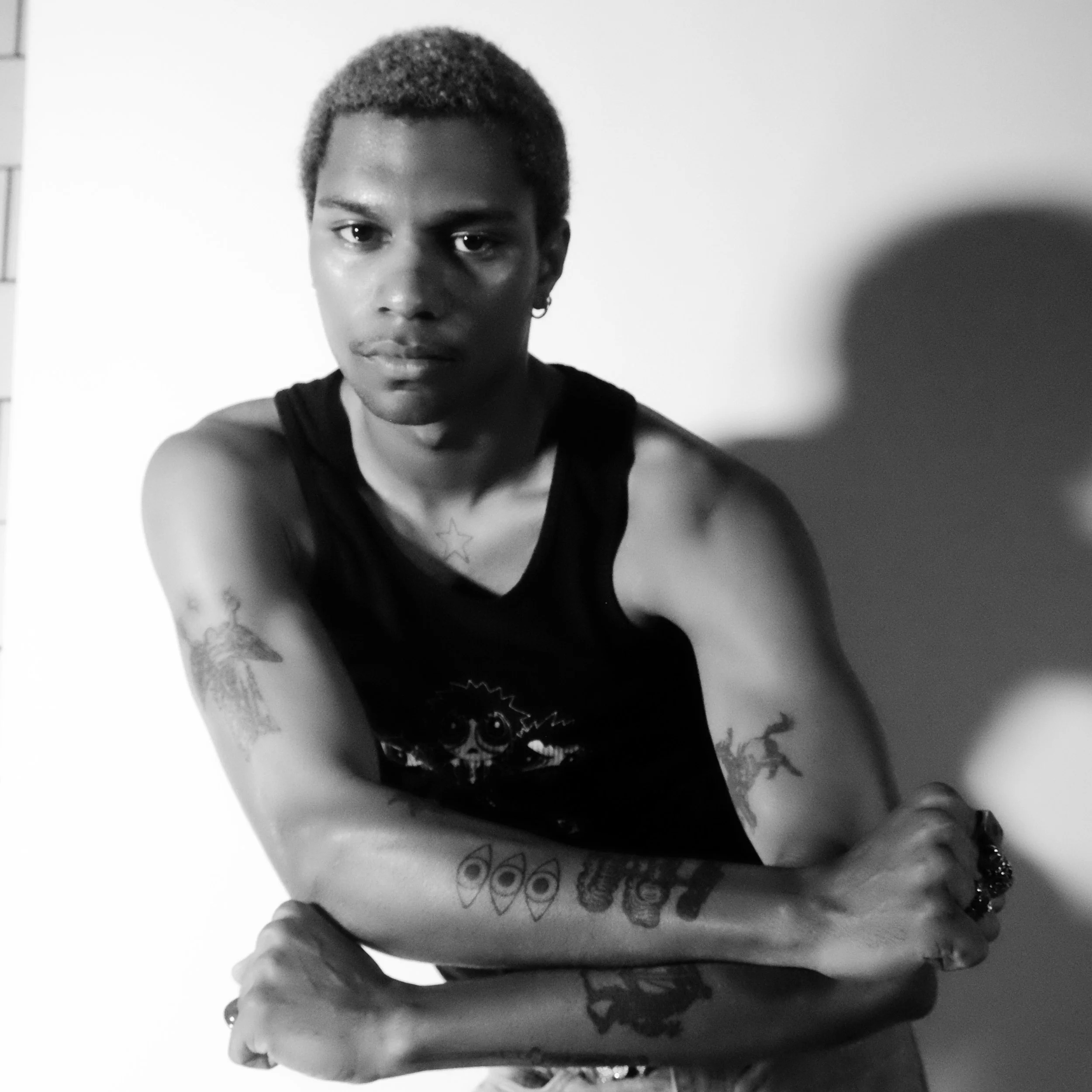 web portrait mobile closing33.jpg