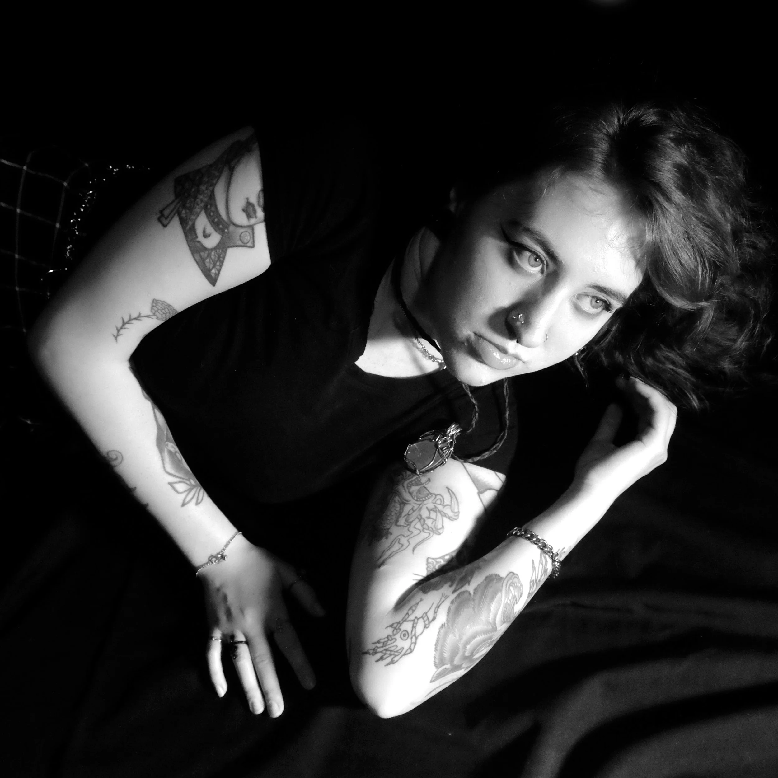 web portrait mobile closing54.jpg