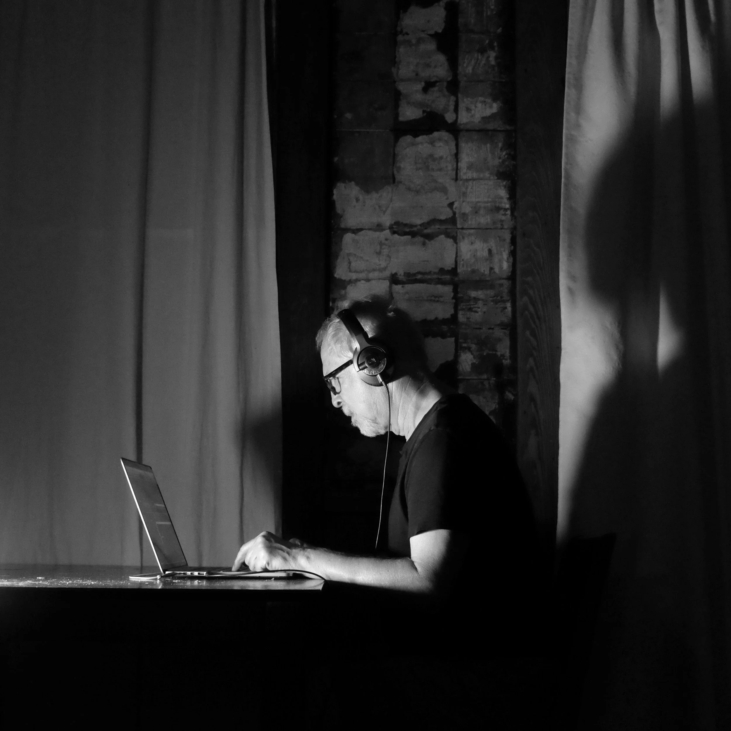 web portrait 309 second shoot383.jpg