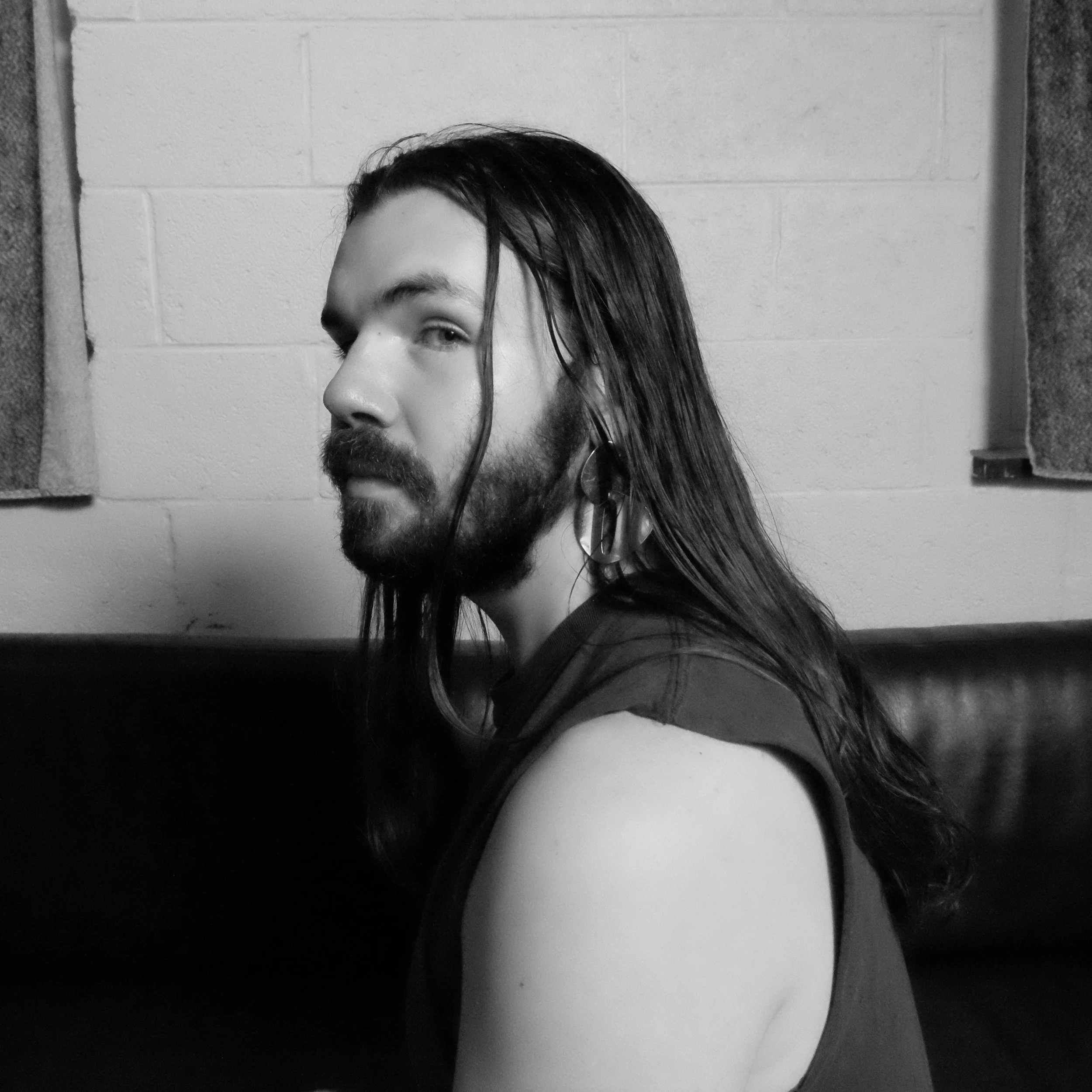 WEB PORTRAIT ARDEN GILD HALL93257.jpg