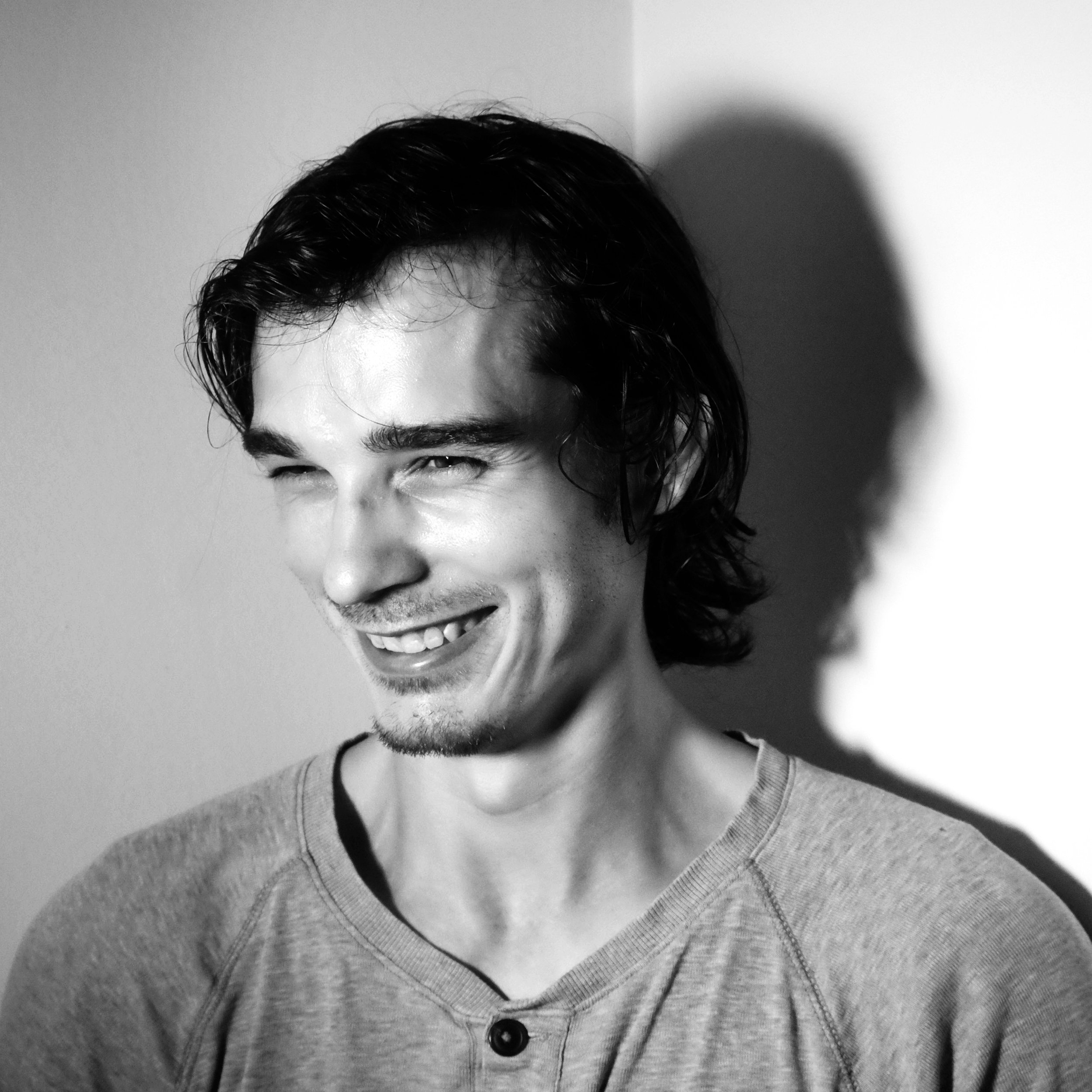 web portrait mobile closing269.jpg