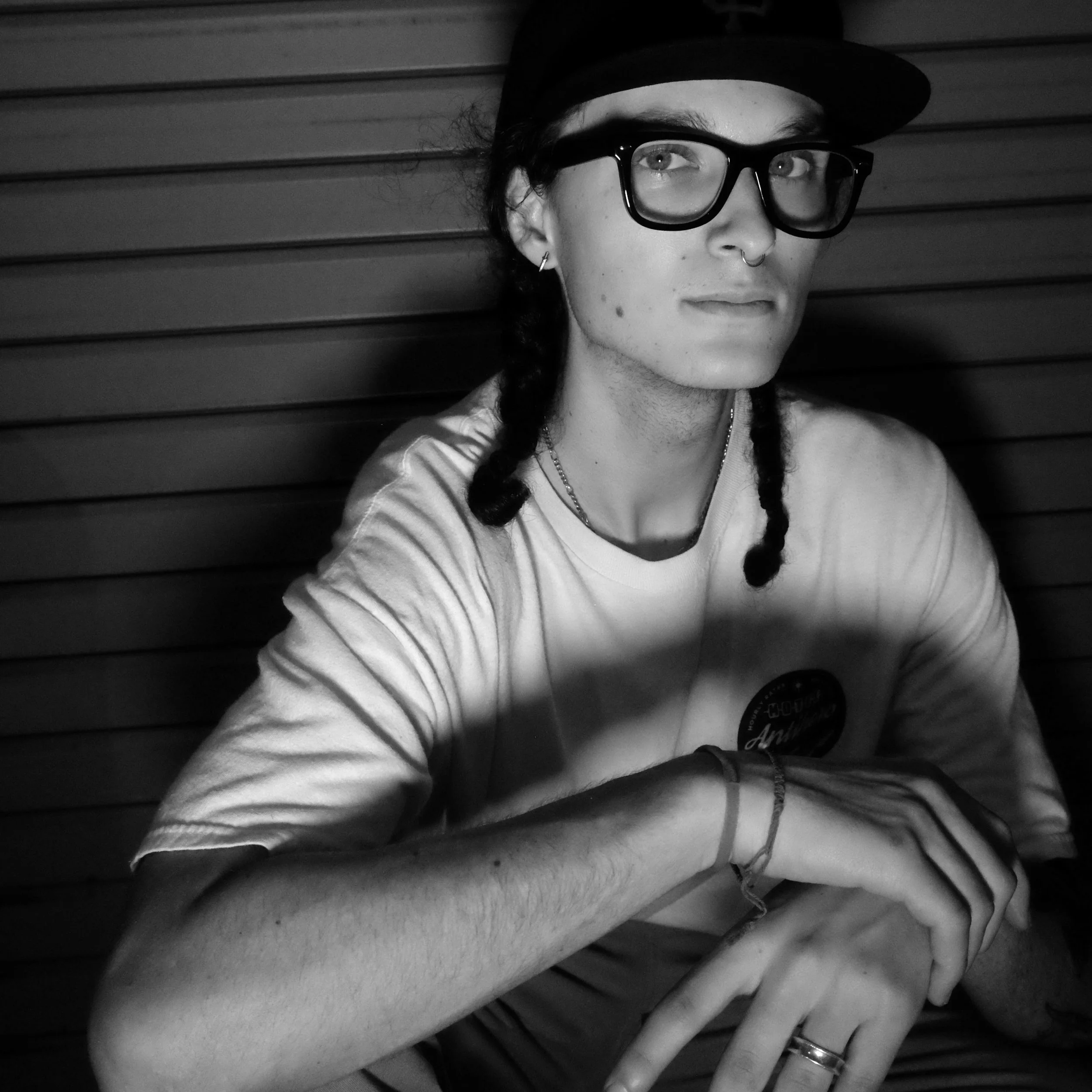 web portrait mobile closing178.jpg