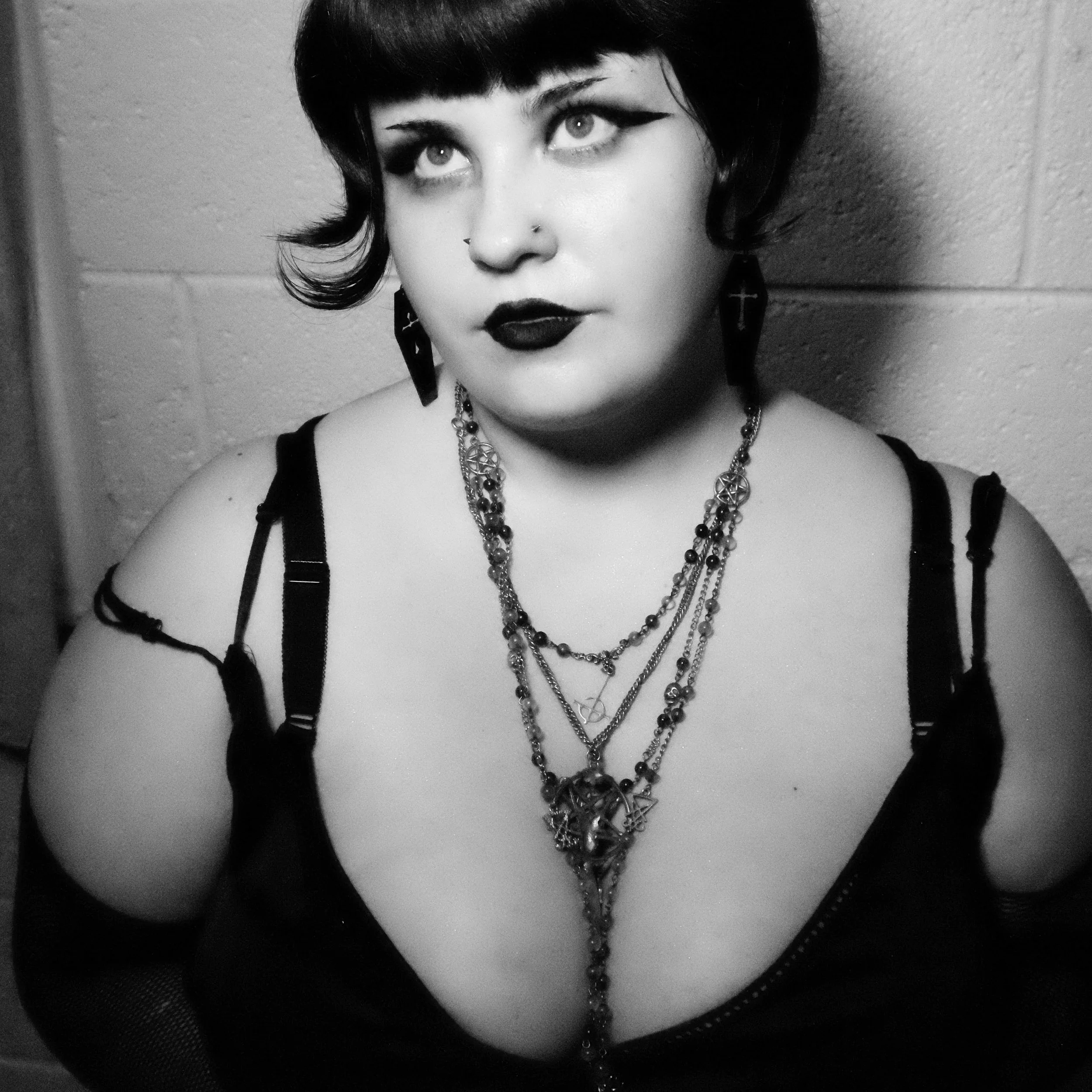 WEB PORTRAIT ARDEN GILD HALL93175.jpg