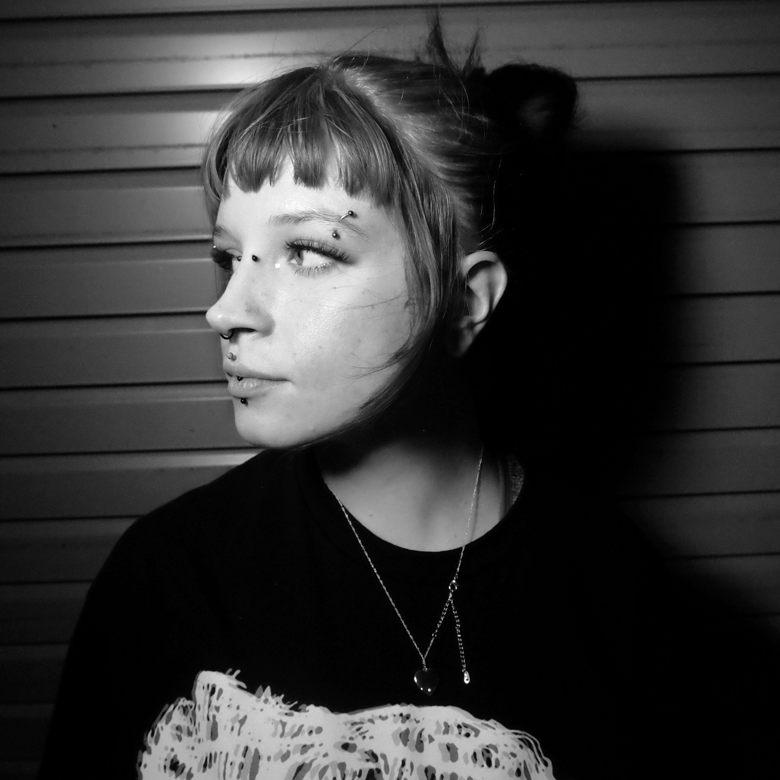 web portrait mobile closing192.jpg