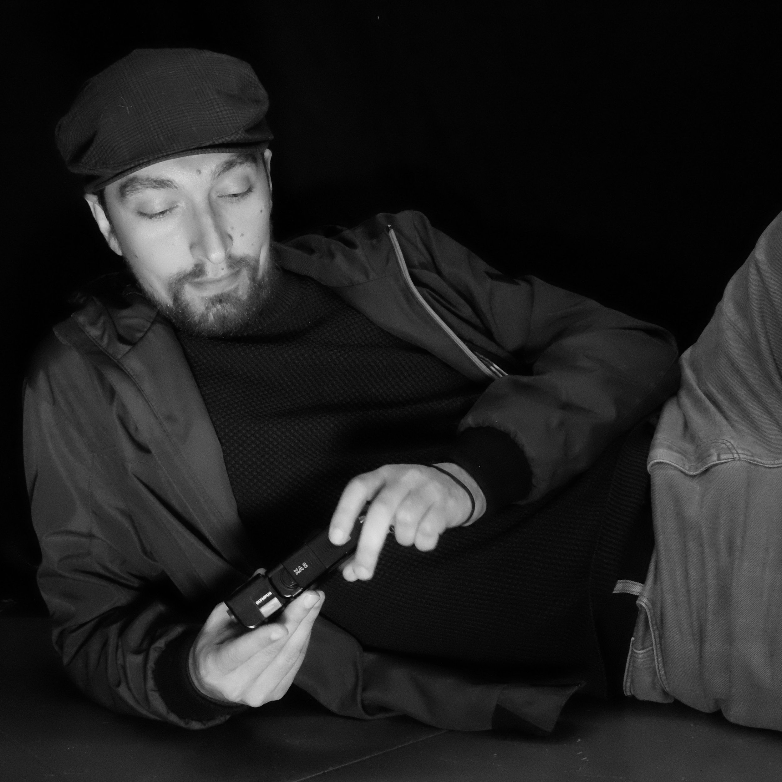 WEB photobook cafe portraits93154.jpg