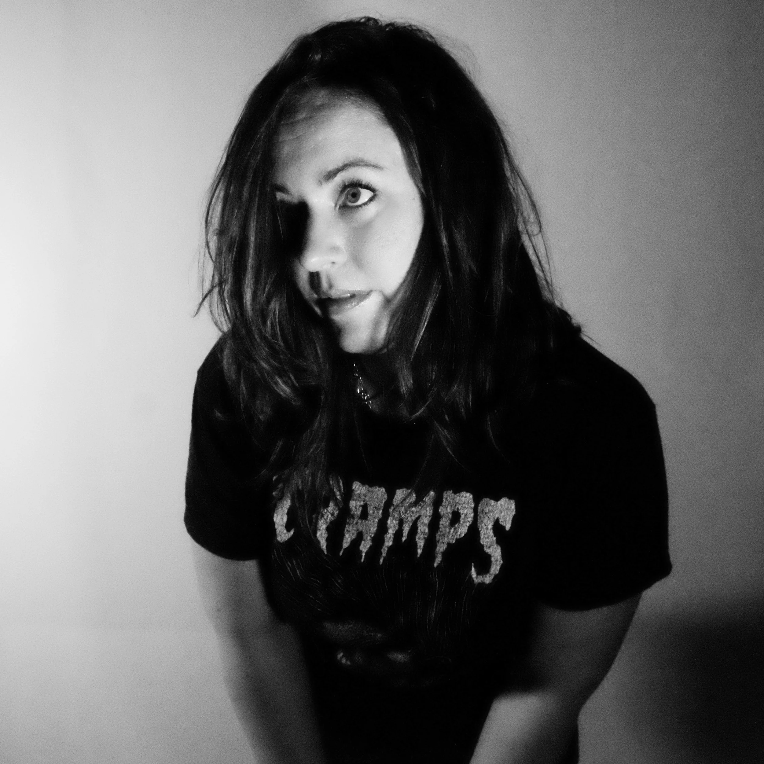 web portrait mobile closing128.jpg