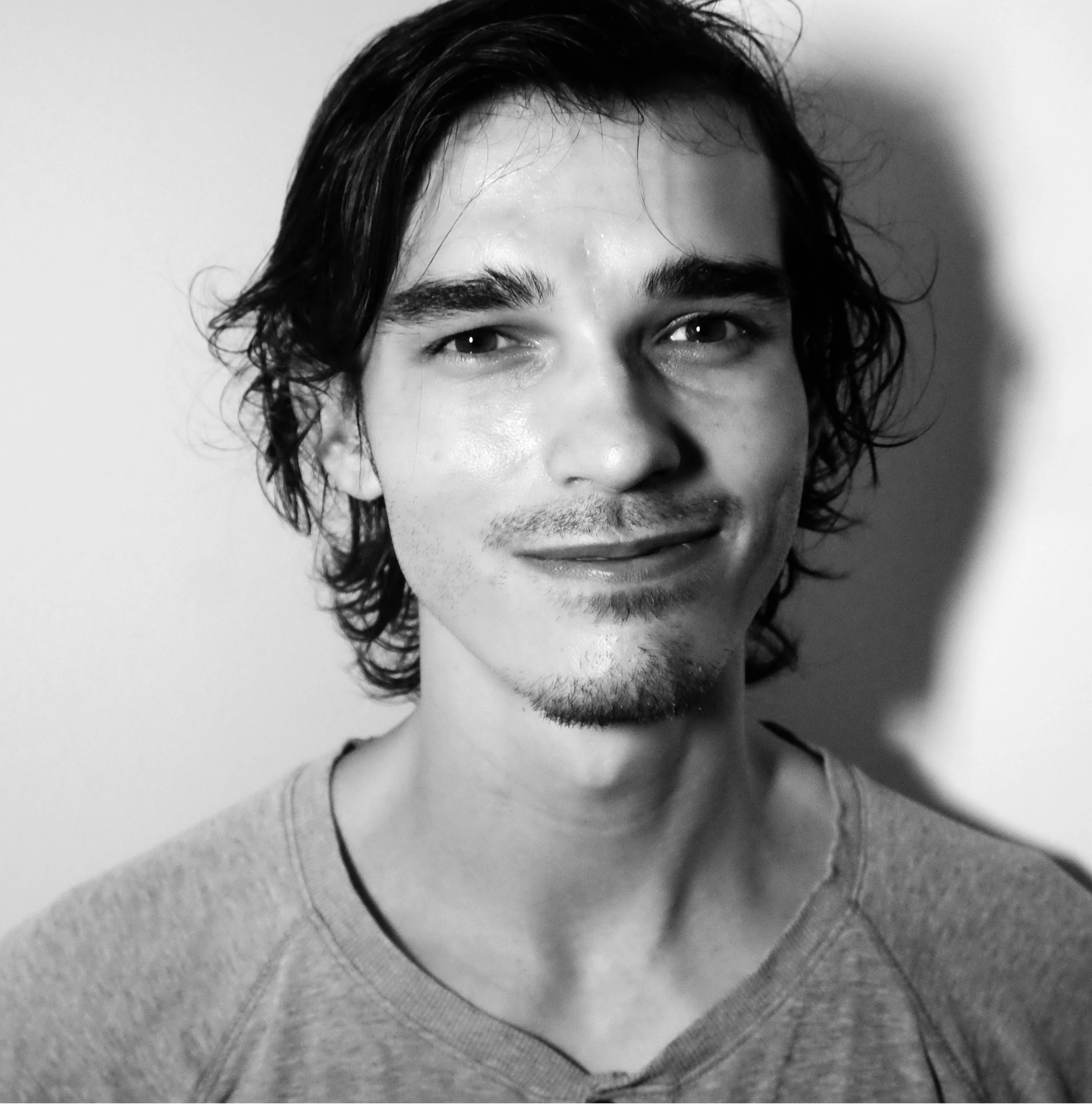 web portrait mobile closing270.jpg