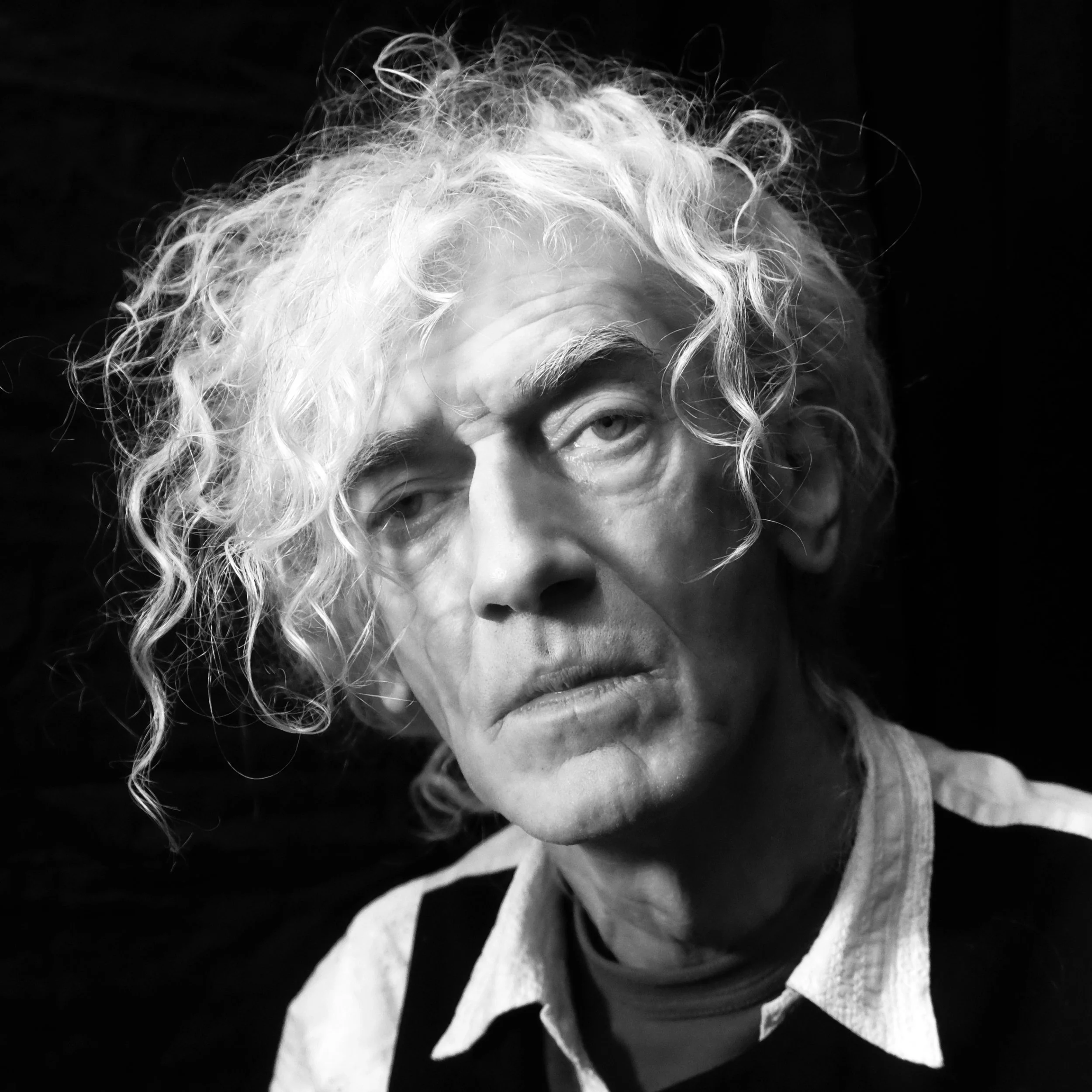 WEB photobook cafe portraits93300.jpg