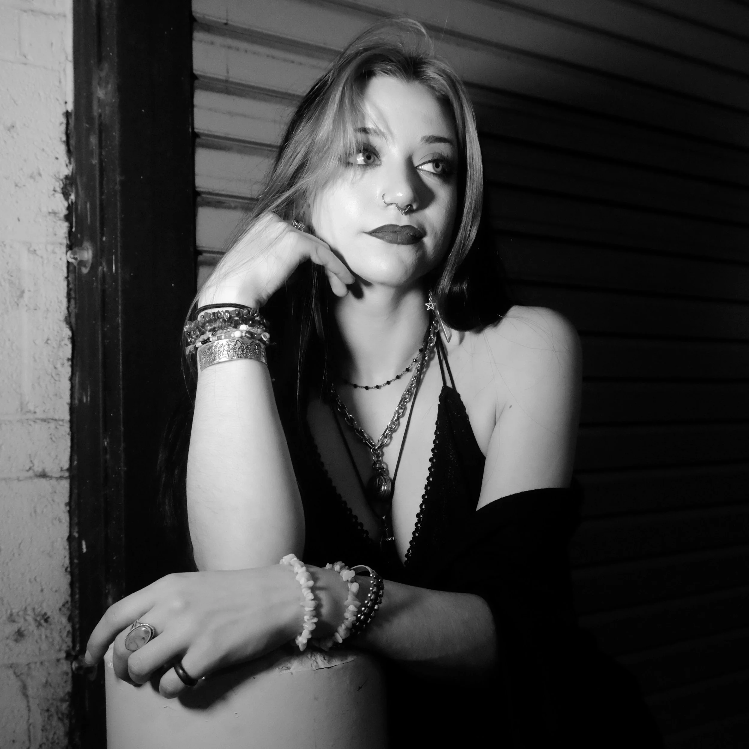 web portrait mobile closing172.jpg