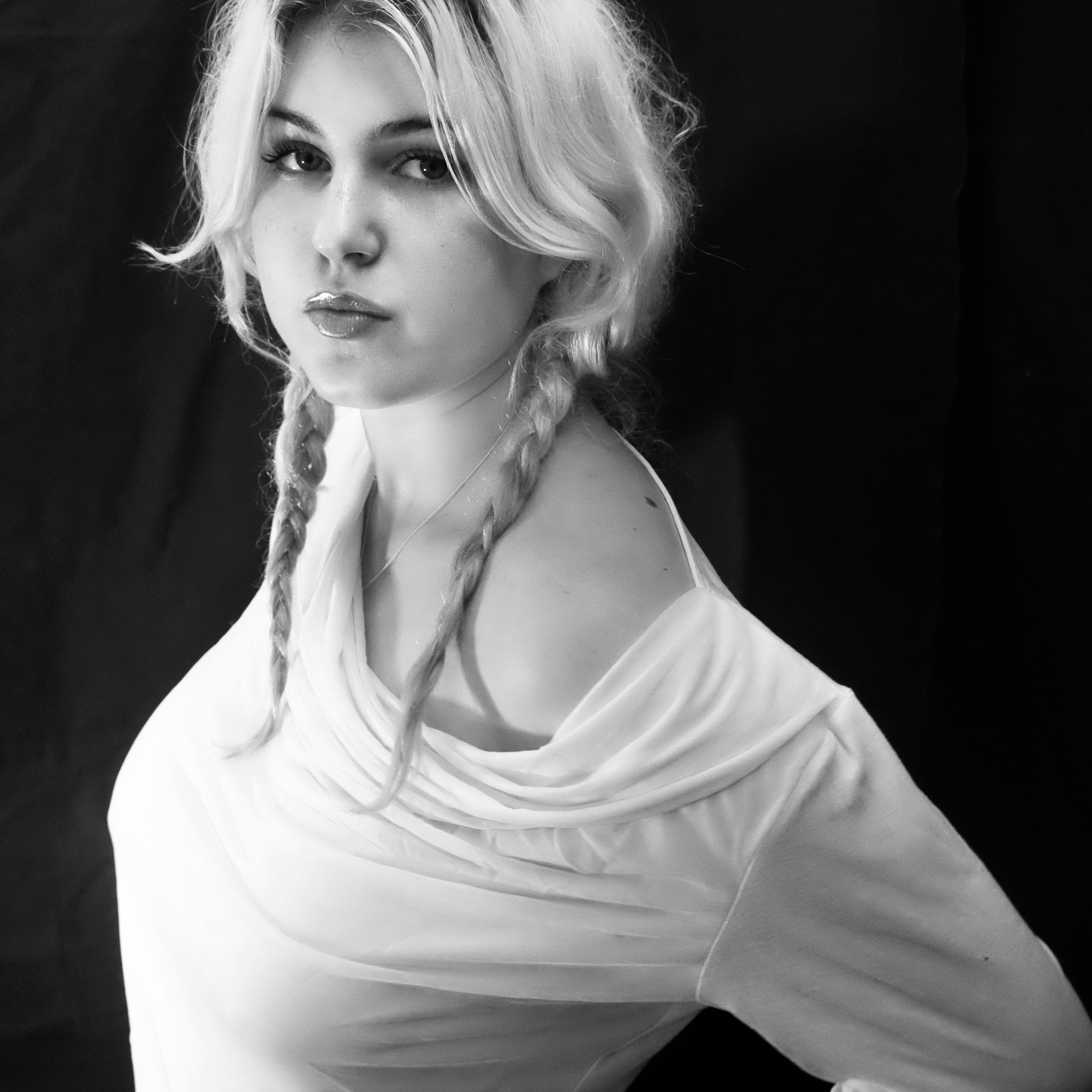 WEB photobook cafe portraits9391.jpg