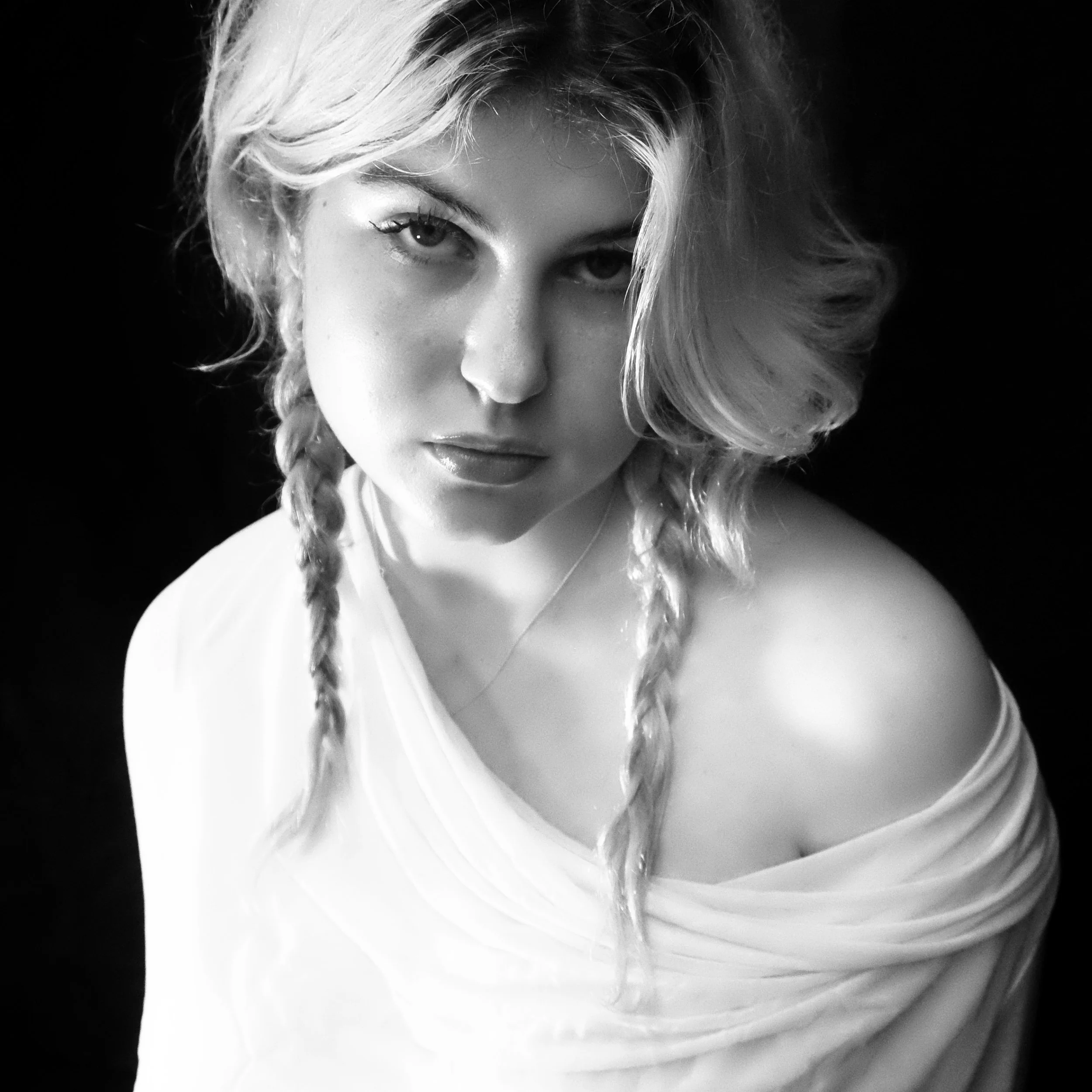 WEB photobook cafe portraits9395.jpg