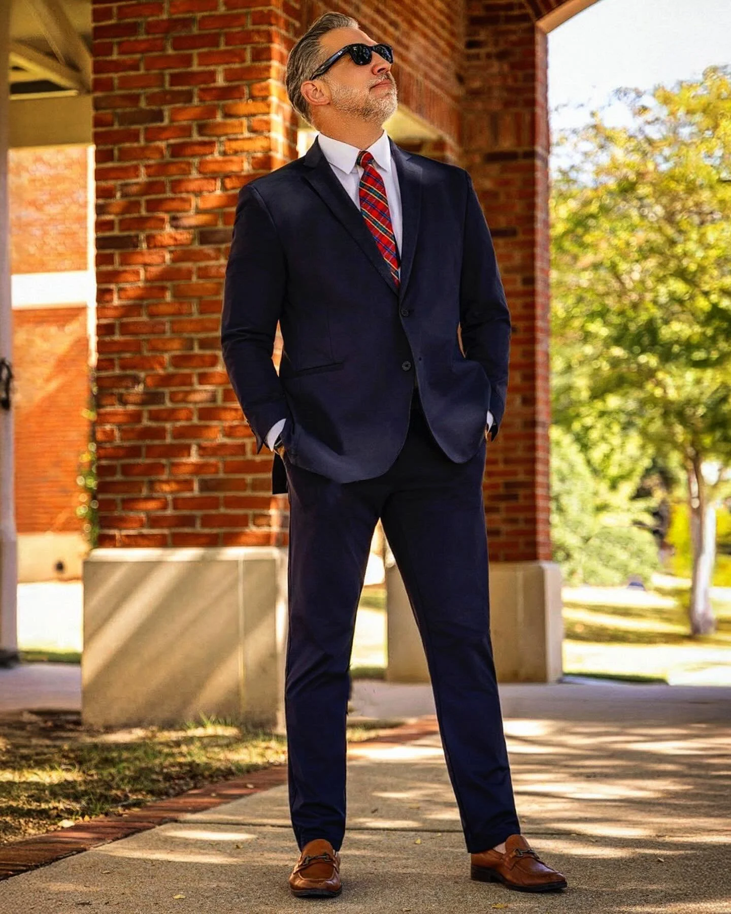 Happy Boss&rsquo;s Day.  To me from me. 🤣🤣
This picture was actually taken by one of my amazing advanced digital photography students, @sammie_laboy9, at @brookstoneschool. 📸. I was probably  making sure someone didn&rsquo;t crash my drone 😵🤣
#b