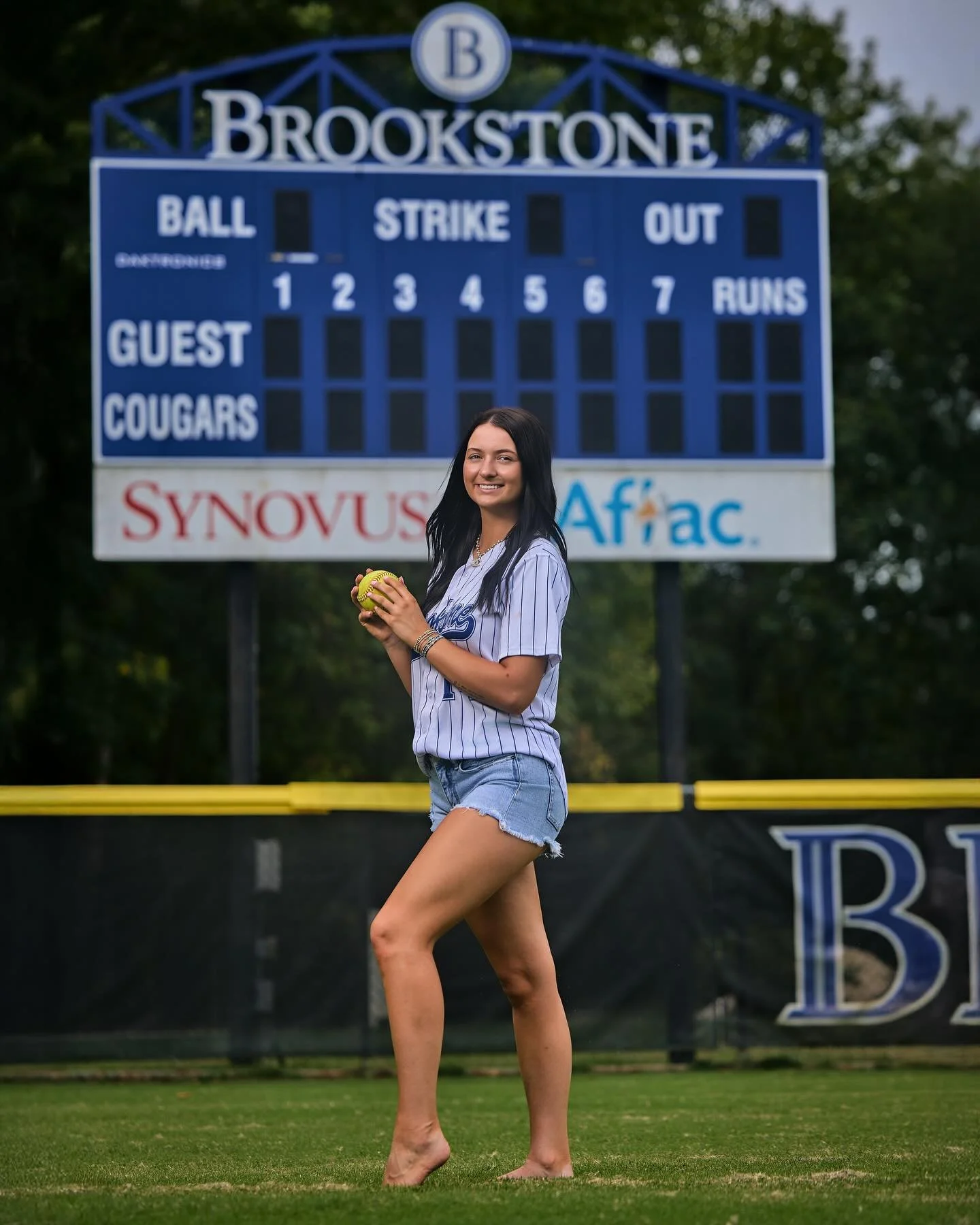 Celebrating the success of our senior athletes.  And the ones who make it to the next level. 💪🥎
#jpylesenior @allport_madison 💙🤍
📅 www.JohnPyle.com