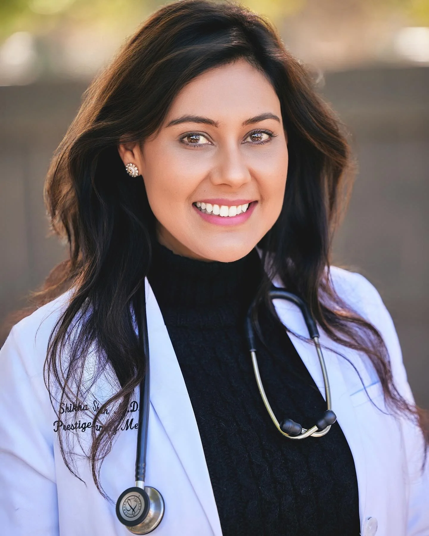 Monday business with @shikhashop74  of @prestigefamilymedicine 👩🏻&zwj;⚕️🩺🩻💊
#happybirthday.