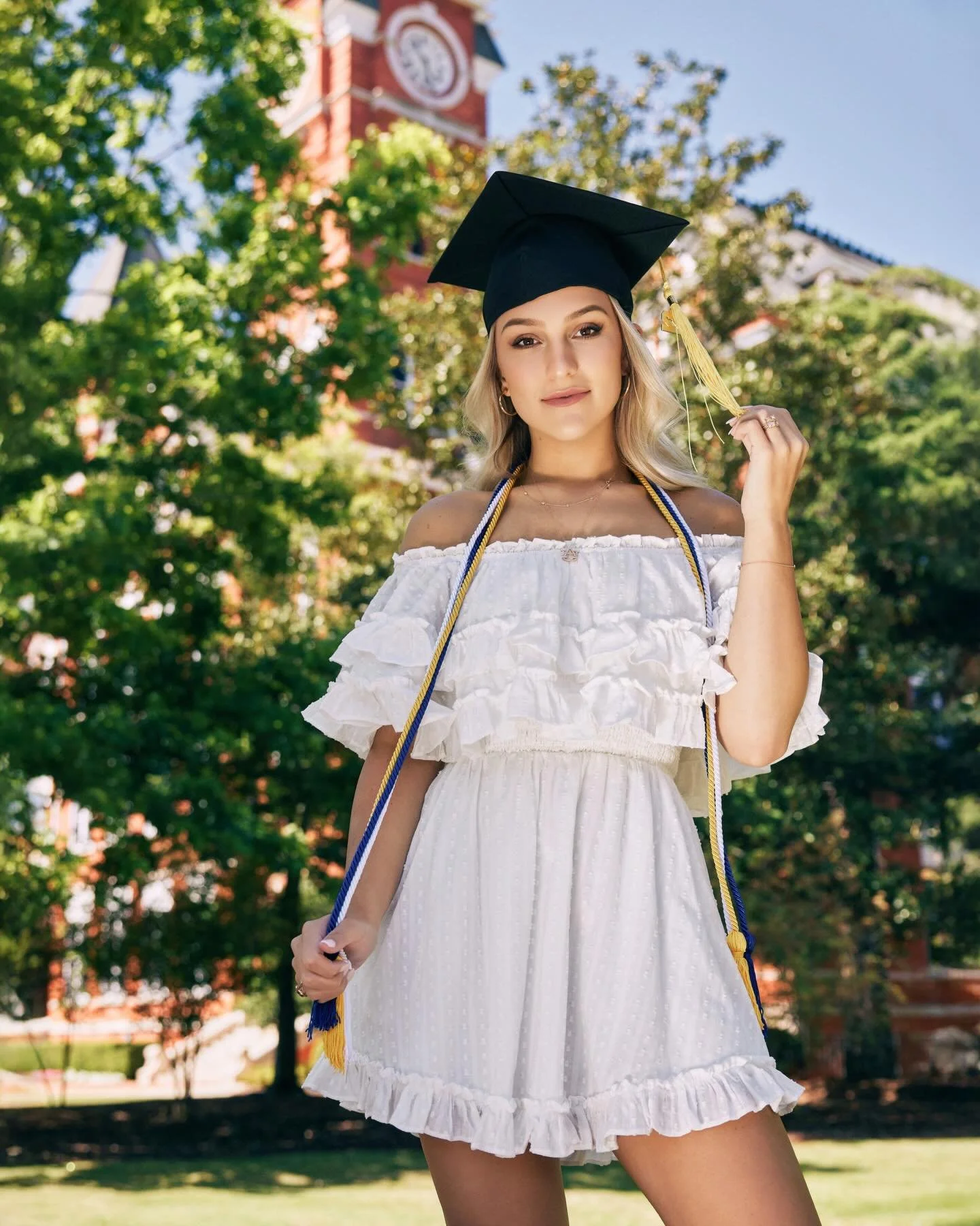 🎓 Senior year and graduation countdown.

⏰ Wake up and don&rsquo;t forget to set the clocks forward.
📅 And schedule YOUR senior session. www.johnpyle.com

#auburnsenior
#auburnuniversity
#seniorportraits
#jpylephotography
#jpylesenior