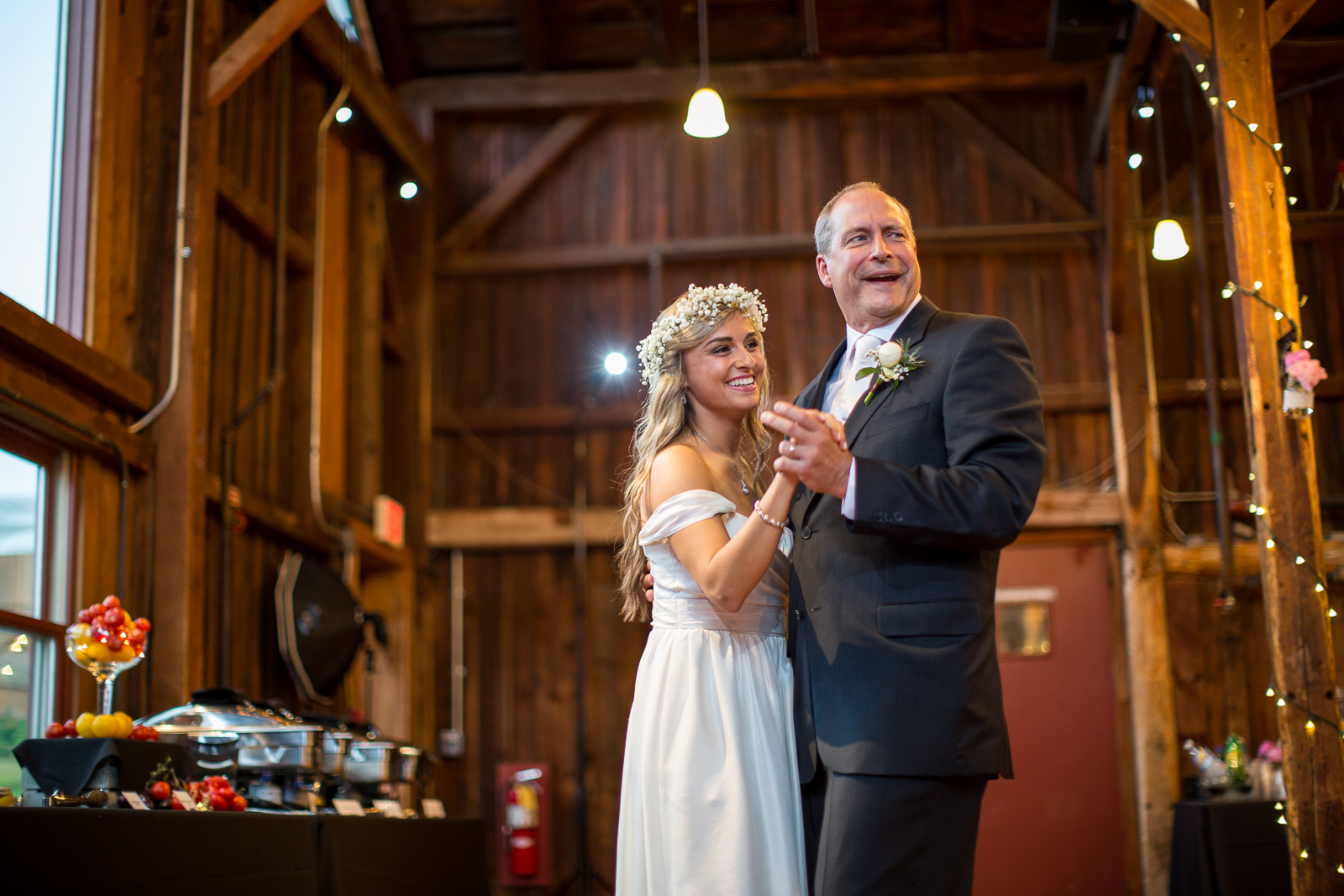 Four_Wings_Photography_Wedding_Red_Barn_at_Hampshire_College-41.jpg