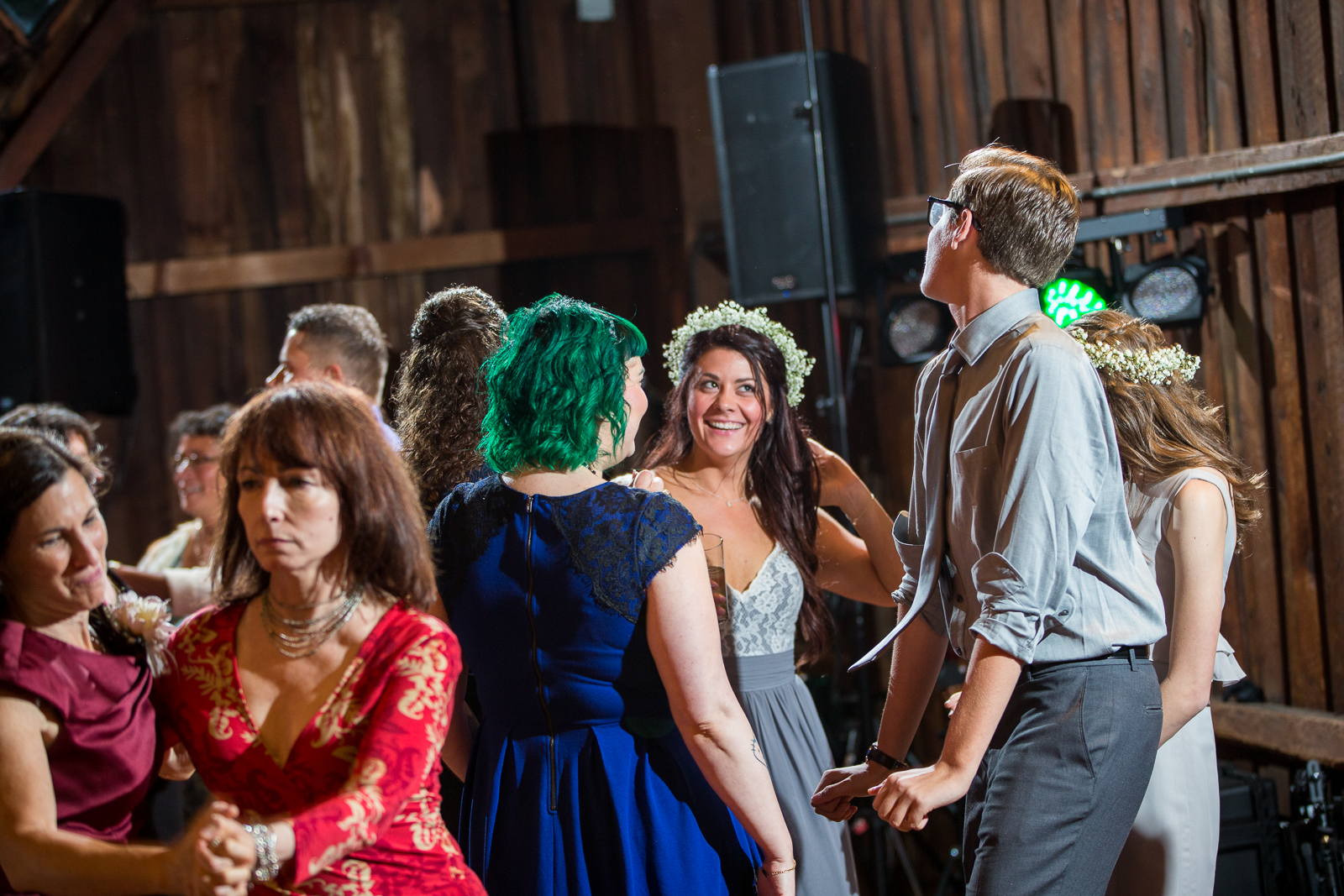 Four_Wings_Photography_Wedding_Red_Barn_at_Hampshire_College-42.jpg