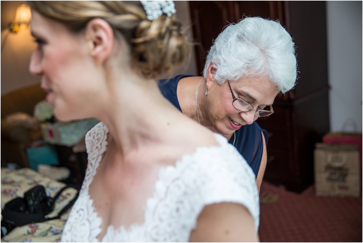 Northampton-Union-Station-Wedding-Four-Wings-Photography_0015.jpg
