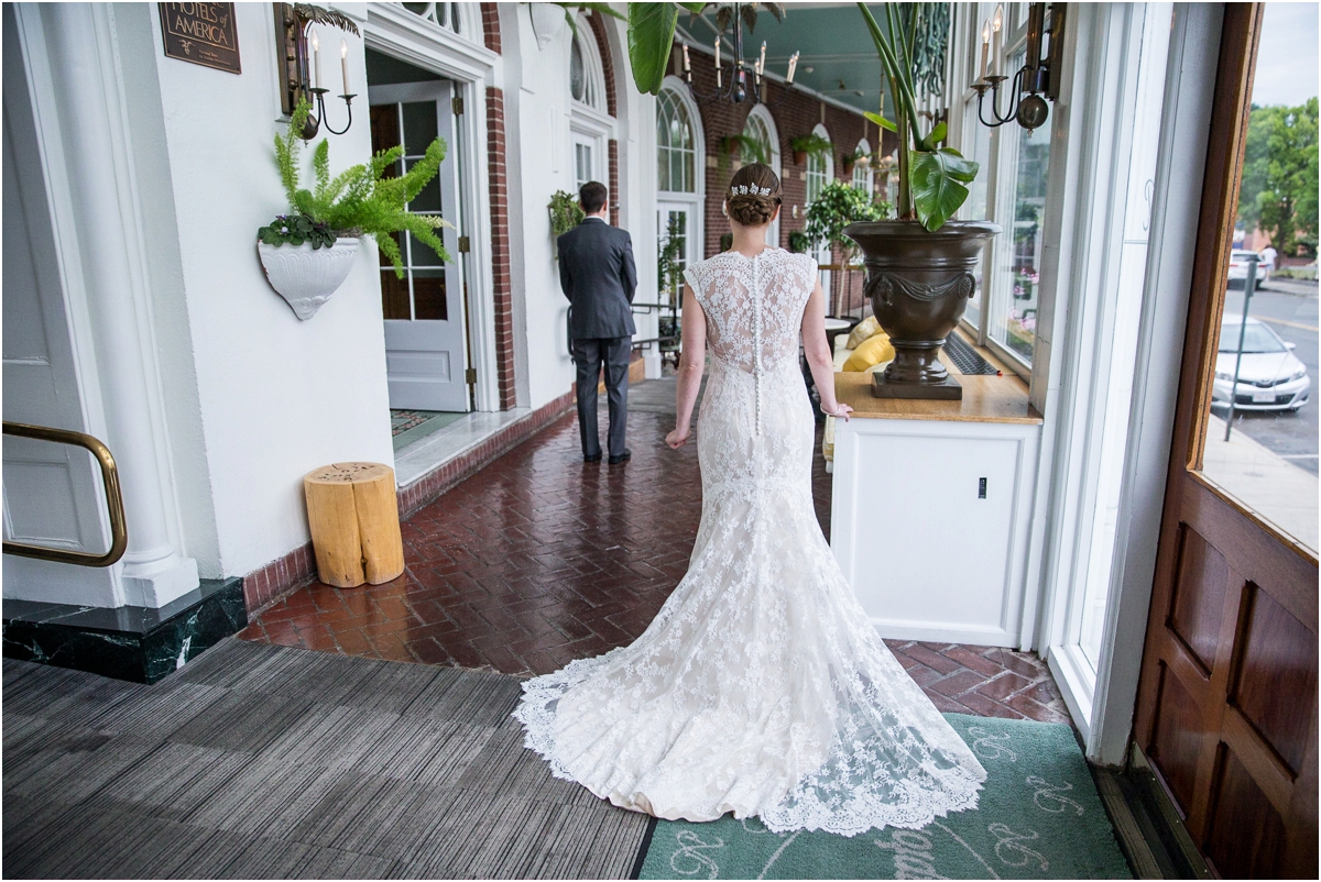 Northampton-Union-Station-Wedding-Four-Wings-Photography_0032.jpg