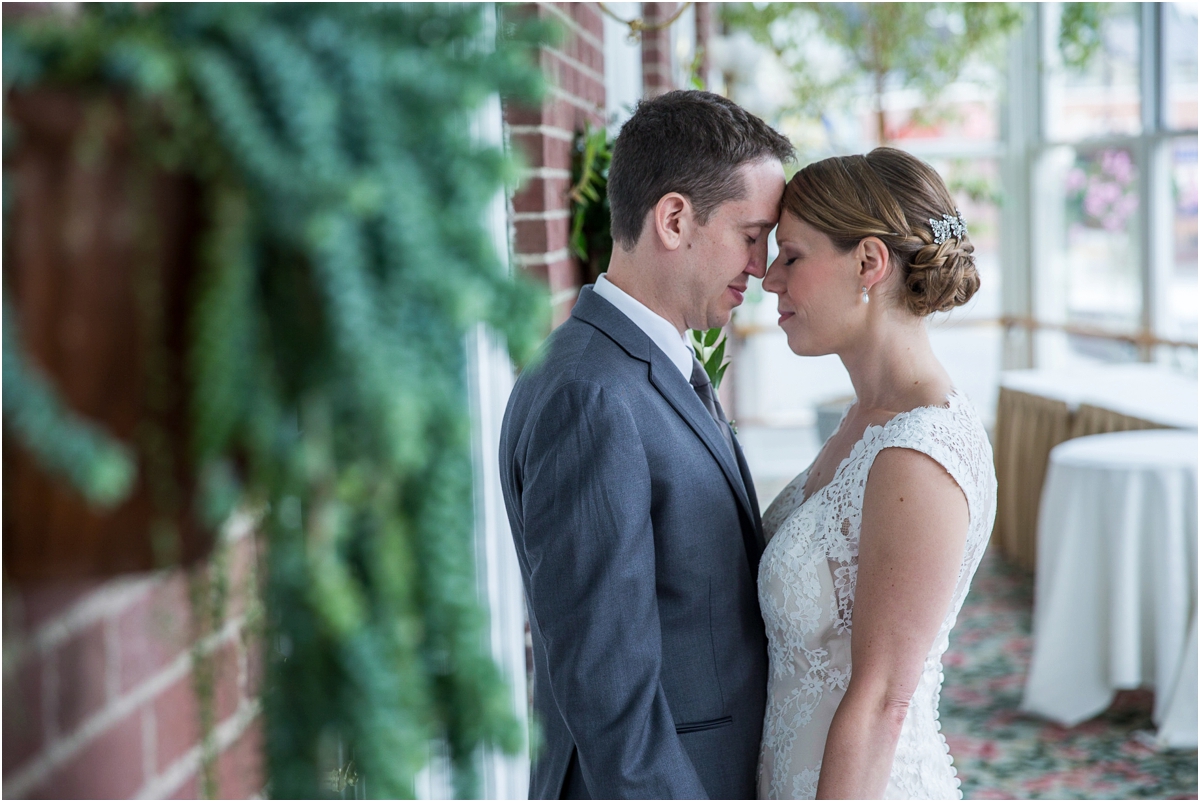 Northampton-Union-Station-Wedding-Four-Wings-Photography_0042.jpg