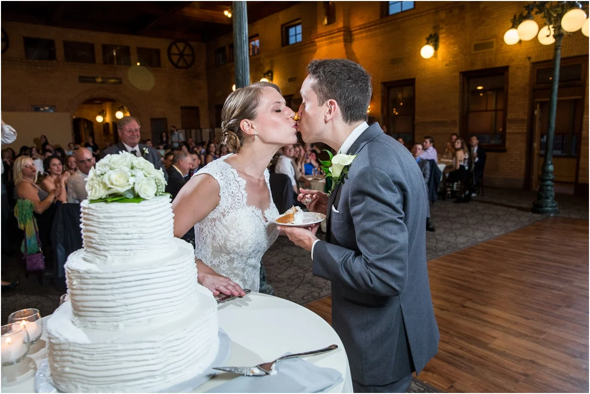 Northampton-Union-Station-Wedding-Four-Wings-Photography_0084.jpg