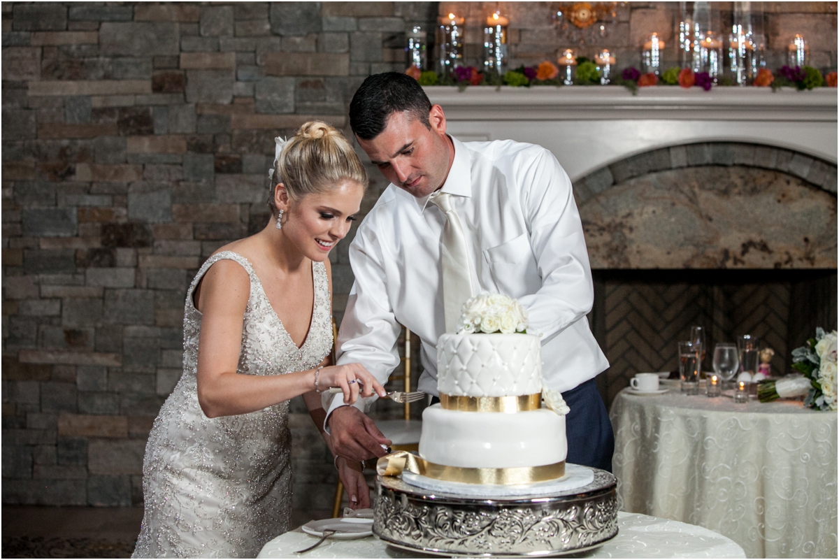 Great-Horse-Country-Club-Wedding-Four-Wings-Photography_0101.jpg