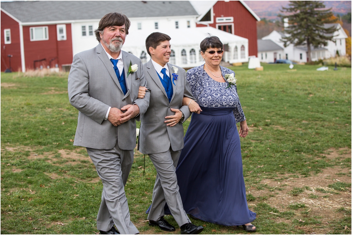 The-Red-Barn-Hampshire-College-Wedding-Four-Wings-Photography_0058.jpg