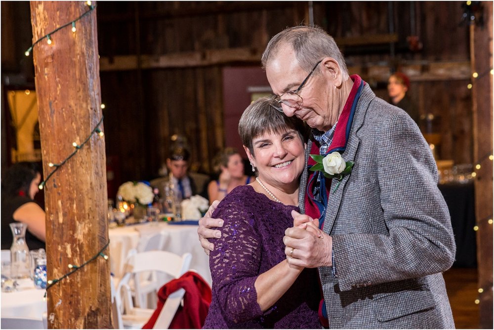 The-Red-Barn-Hampshire-College-Wedding-Four-Wings-Photography_0096.jpg