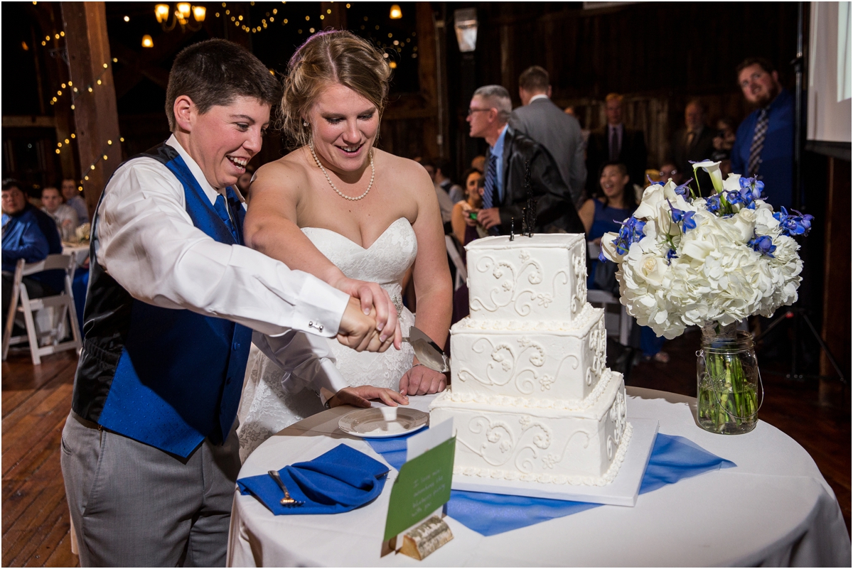 The-Red-Barn-Hampshire-College-Wedding-Four-Wings-Photography_0097.jpg