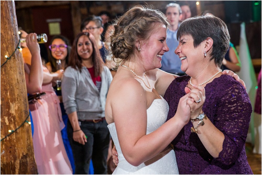 The-Red-Barn-Hampshire-College-Wedding-Four-Wings-Photography_0110.jpg