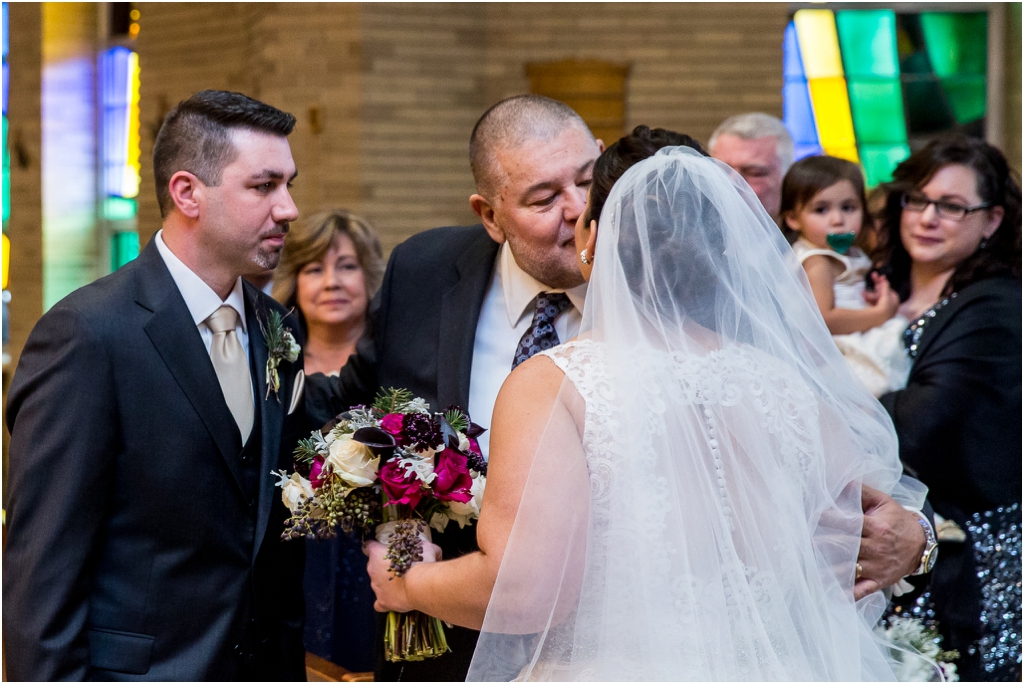 Hadley-Farms-Meeting-House-Wedding-Four-Wings-Photography_0046.jpg