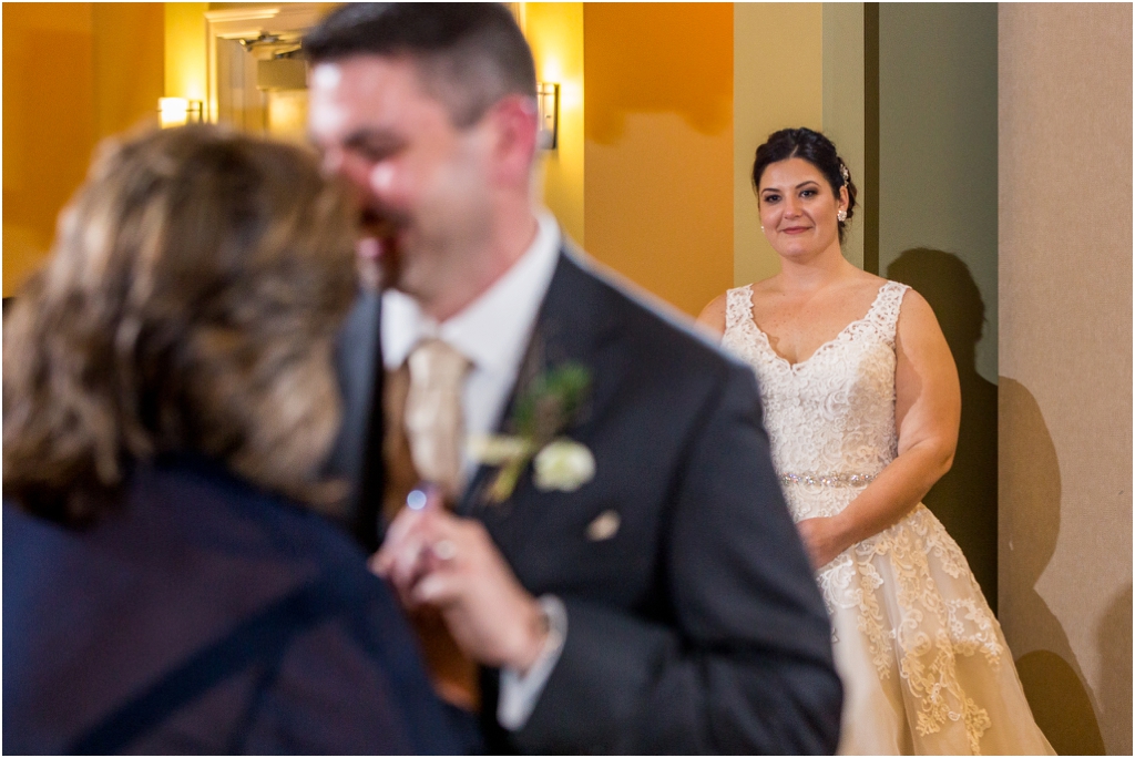 Hadley-Farms-Meeting-House-Wedding-Four-Wings-Photography_0101.jpg