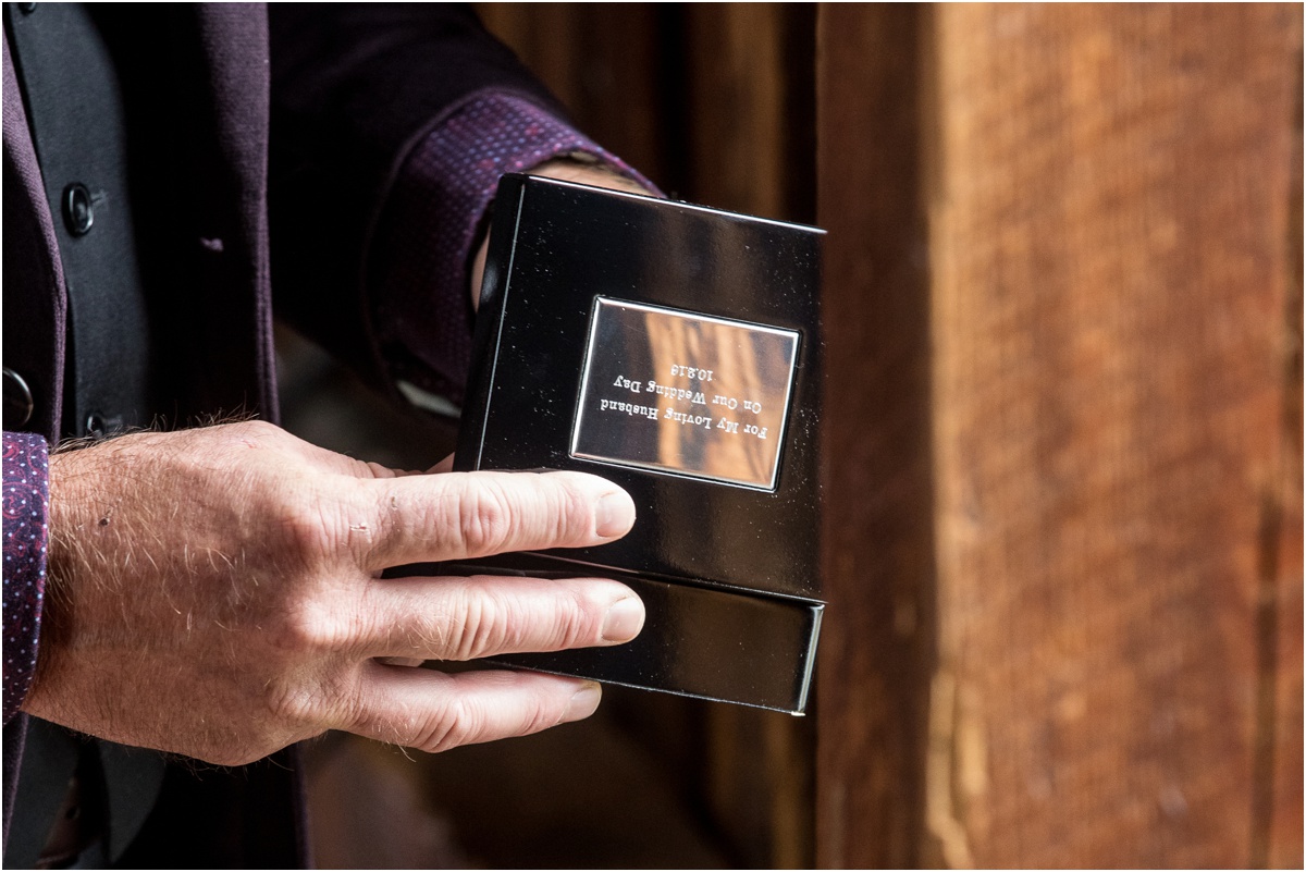 Wedding-at-the-Red-Barn-at-Hampshire-College-Four-Wings-Photography_0021.jpg