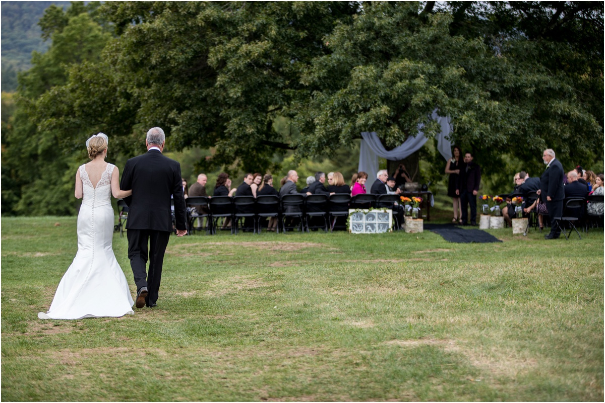 Wedding-at-the-Red-Barn-at-Hampshire-College-Four-Wings-Photography_0037.jpg