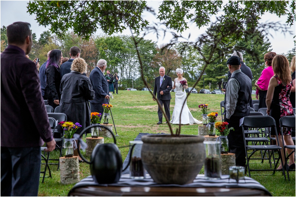 Wedding-at-the-Red-Barn-at-Hampshire-College-Four-Wings-Photography_0038.jpg