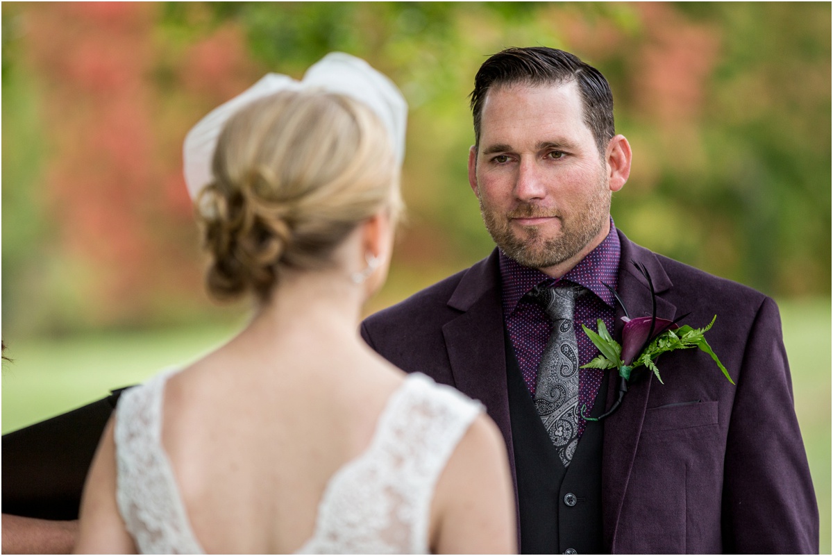 Wedding-at-the-Red-Barn-at-Hampshire-College-Four-Wings-Photography_0040.jpg