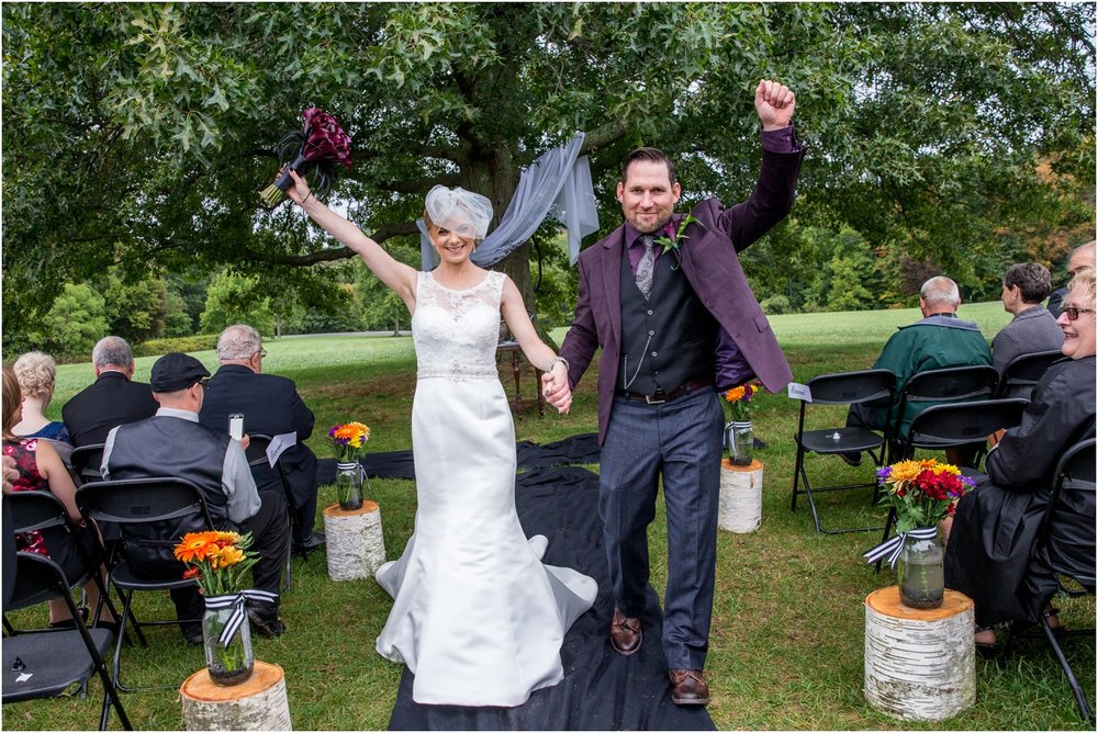 Wedding-at-the-Red-Barn-at-Hampshire-College-Four-Wings-Photography_0048.jpg