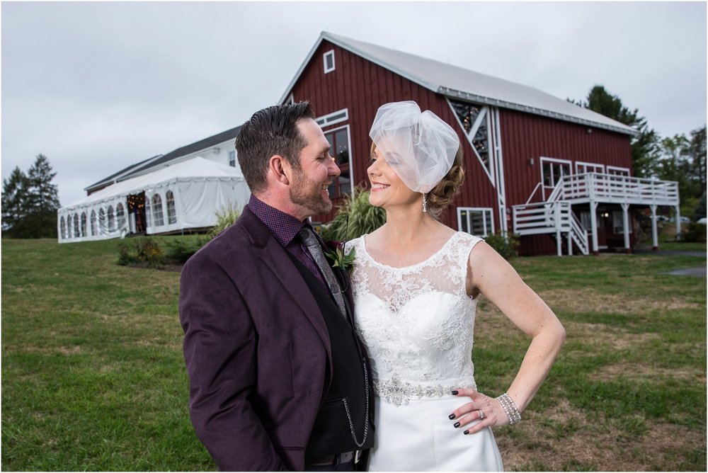 Wedding-at-the-Red-Barn-at-Hampshire-College-Four-Wings-Photography_0051.jpg