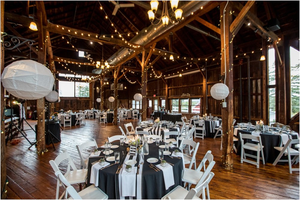 Wedding-at-the-Red-Barn-at-Hampshire-College-Four-Wings-Photography_0053.jpg