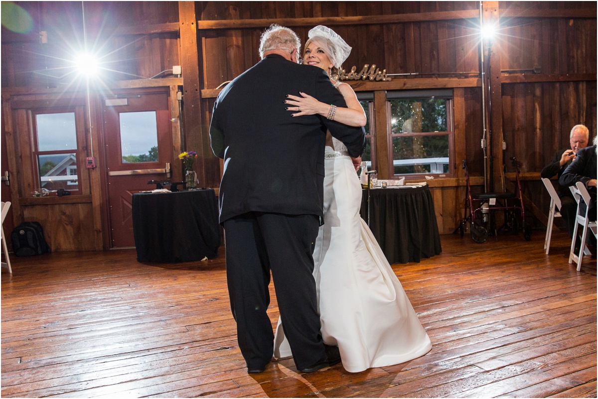 Wedding-at-the-Red-Barn-at-Hampshire-College-Four-Wings-Photography_0075.jpg