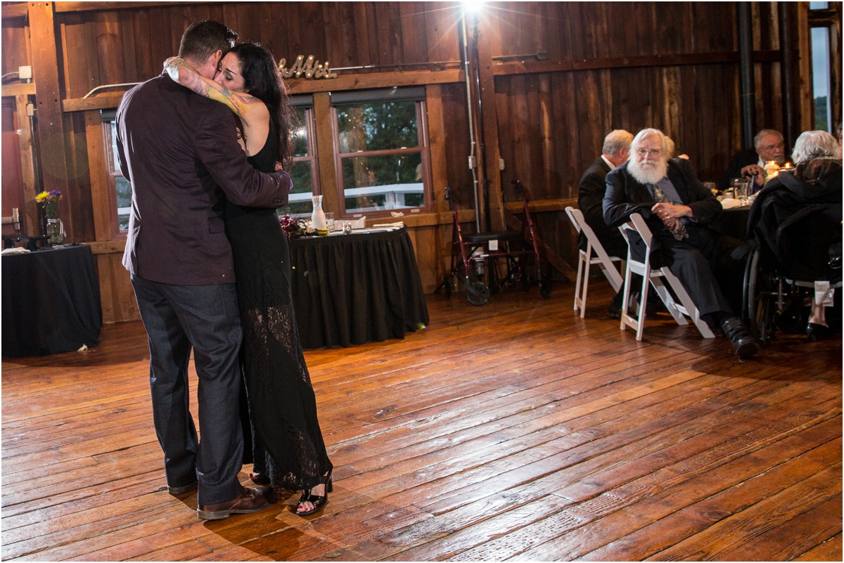 Wedding-at-the-Red-Barn-at-Hampshire-College-Four-Wings-Photography_0077.jpg