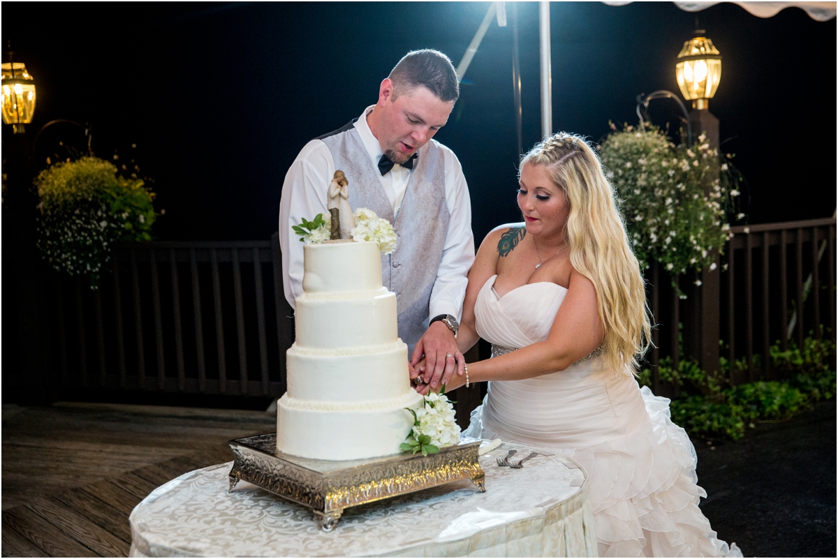 Zukas-Hilltop-Barn-Wedding-Four-Wings-Photography_0079.jpg